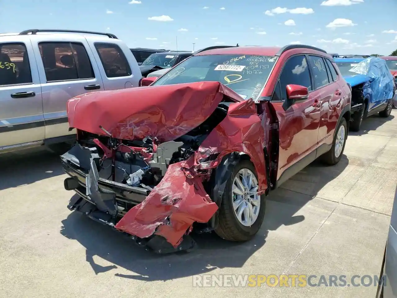 2 Photograph of a damaged car 7MUCAAAG0NV008699 TOYOTA COROLLA CR 2022