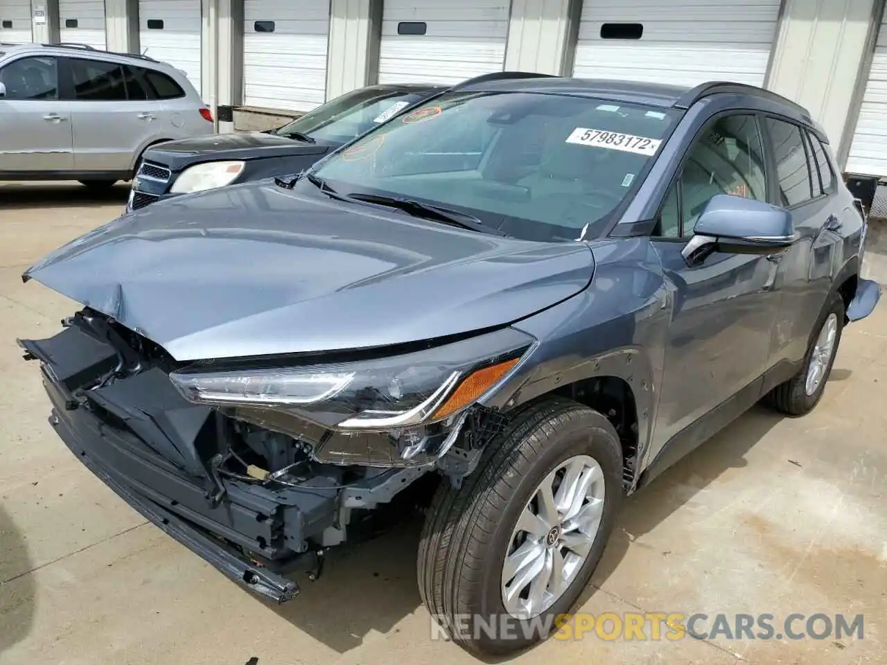 2 Photograph of a damaged car 7MUCAAAG3NV015601 TOYOTA COROLLA CR 2022