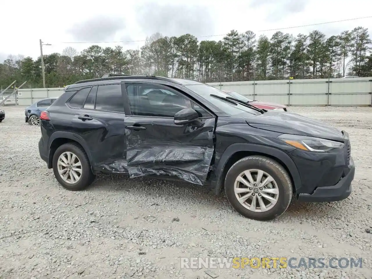 4 Photograph of a damaged car 7MUCAAAG6NV009534 TOYOTA COROLLA CR 2022