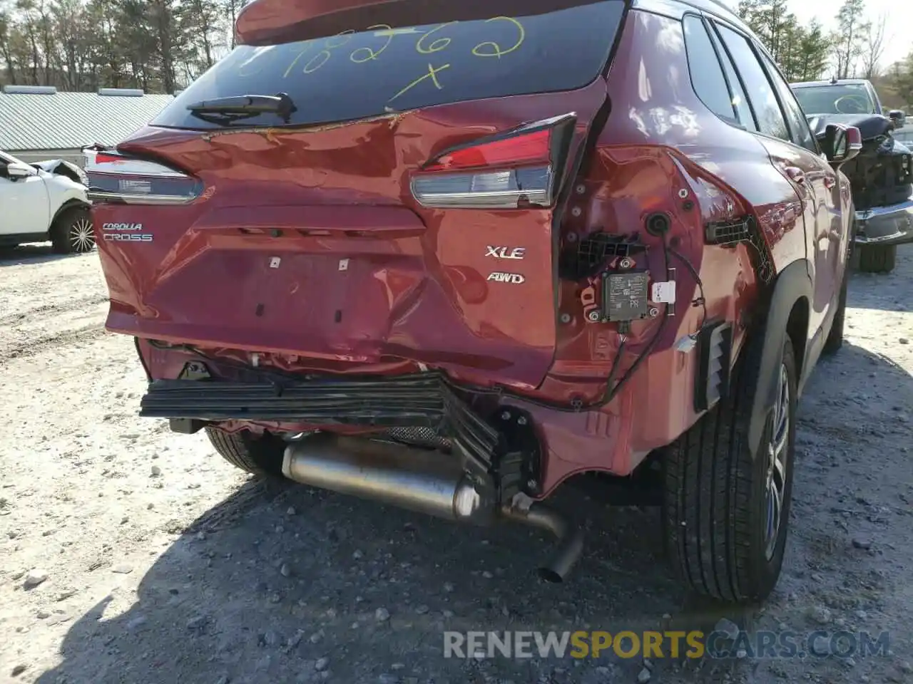 9 Photograph of a damaged car 7MUDAABG5NV004263 TOYOTA COROLLA CR 2022