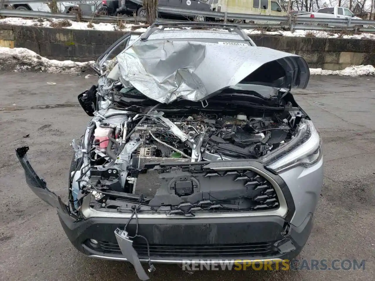 5 Photograph of a damaged car 7MUDAABG9NV036407 TOYOTA COROLLA CR 2022