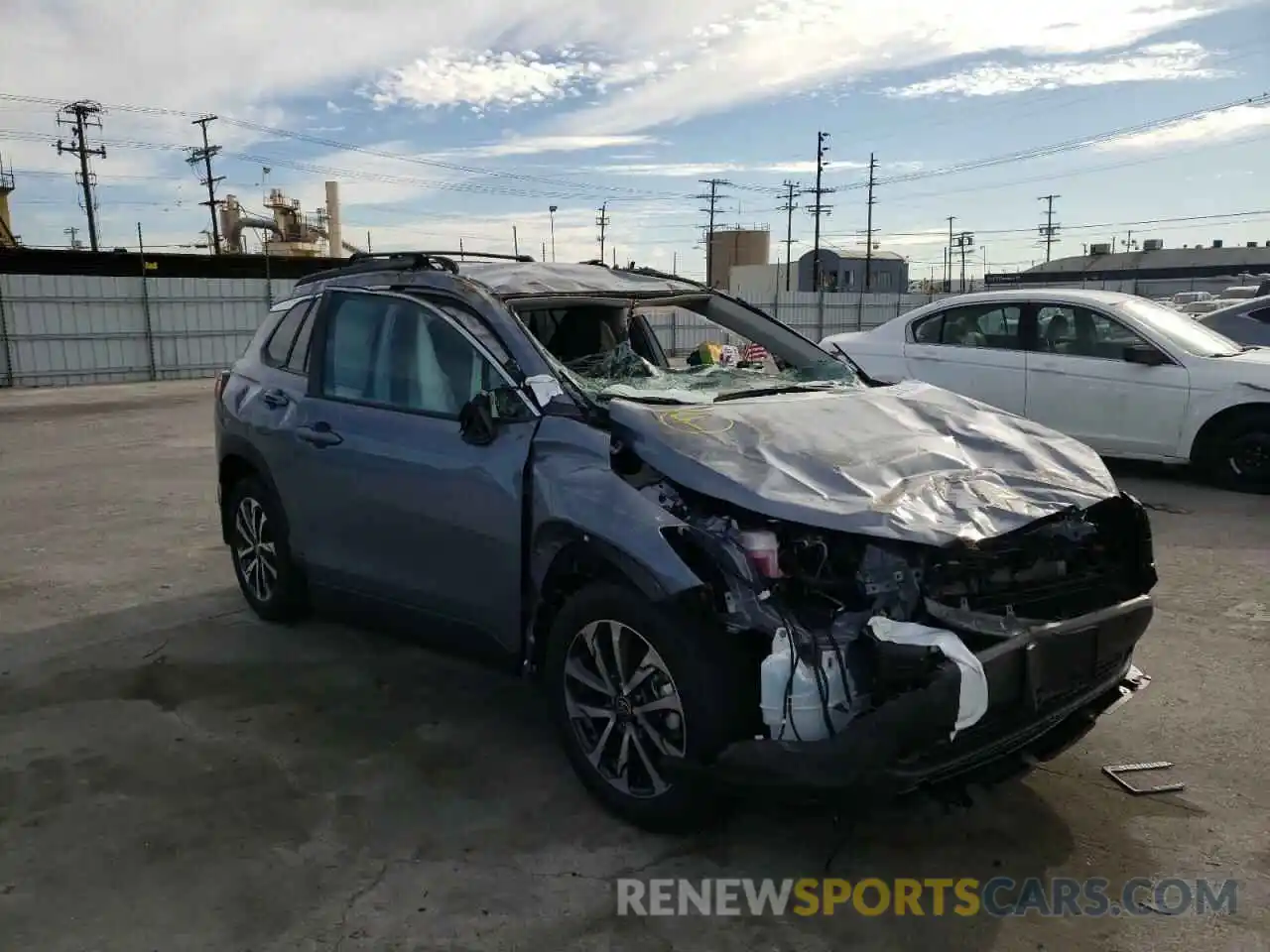 1 Photograph of a damaged car 7MUEAAAG3NV002579 TOYOTA COROLLA CR 2022