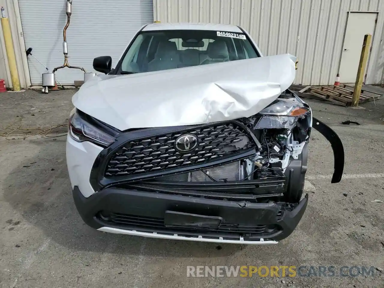 5 Photograph of a damaged car 7MUAAAAG8RV076150 TOYOTA COROLLA CR 2024