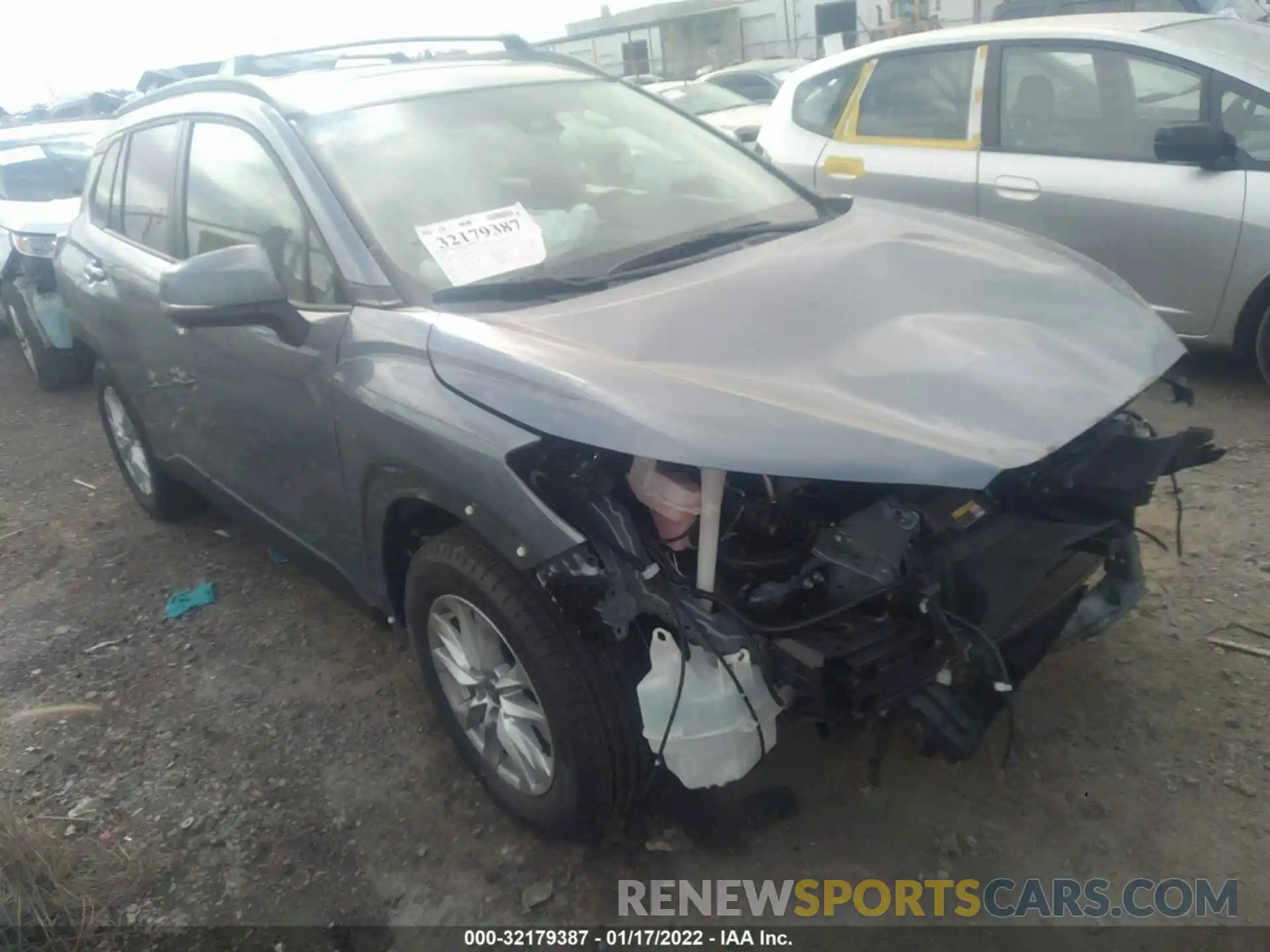 1 Photograph of a damaged car 7MUBAAAGXNV003263 TOYOTA COROLLA CROSS 2022