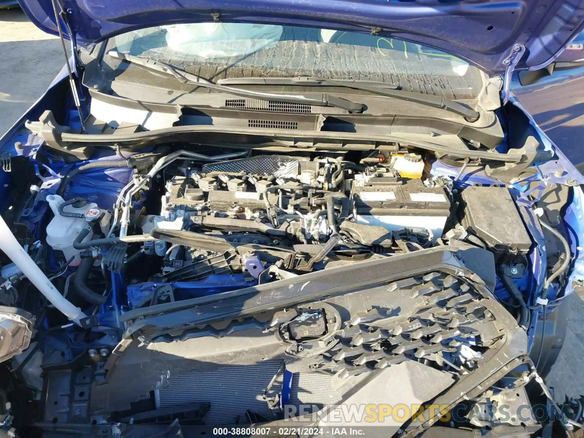 10 Photograph of a damaged car 7MUBAABG3NV020579 TOYOTA COROLLA CROSS 2022