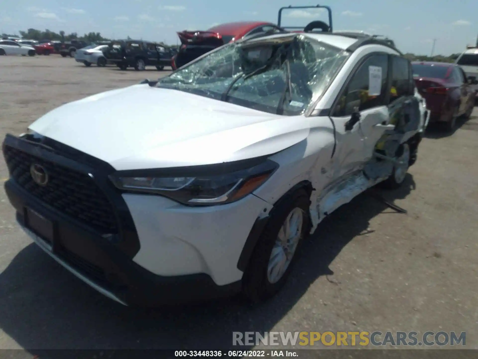 6 Photograph of a damaged car 7MUCAAAG4NV002923 TOYOTA COROLLA CROSS 2022