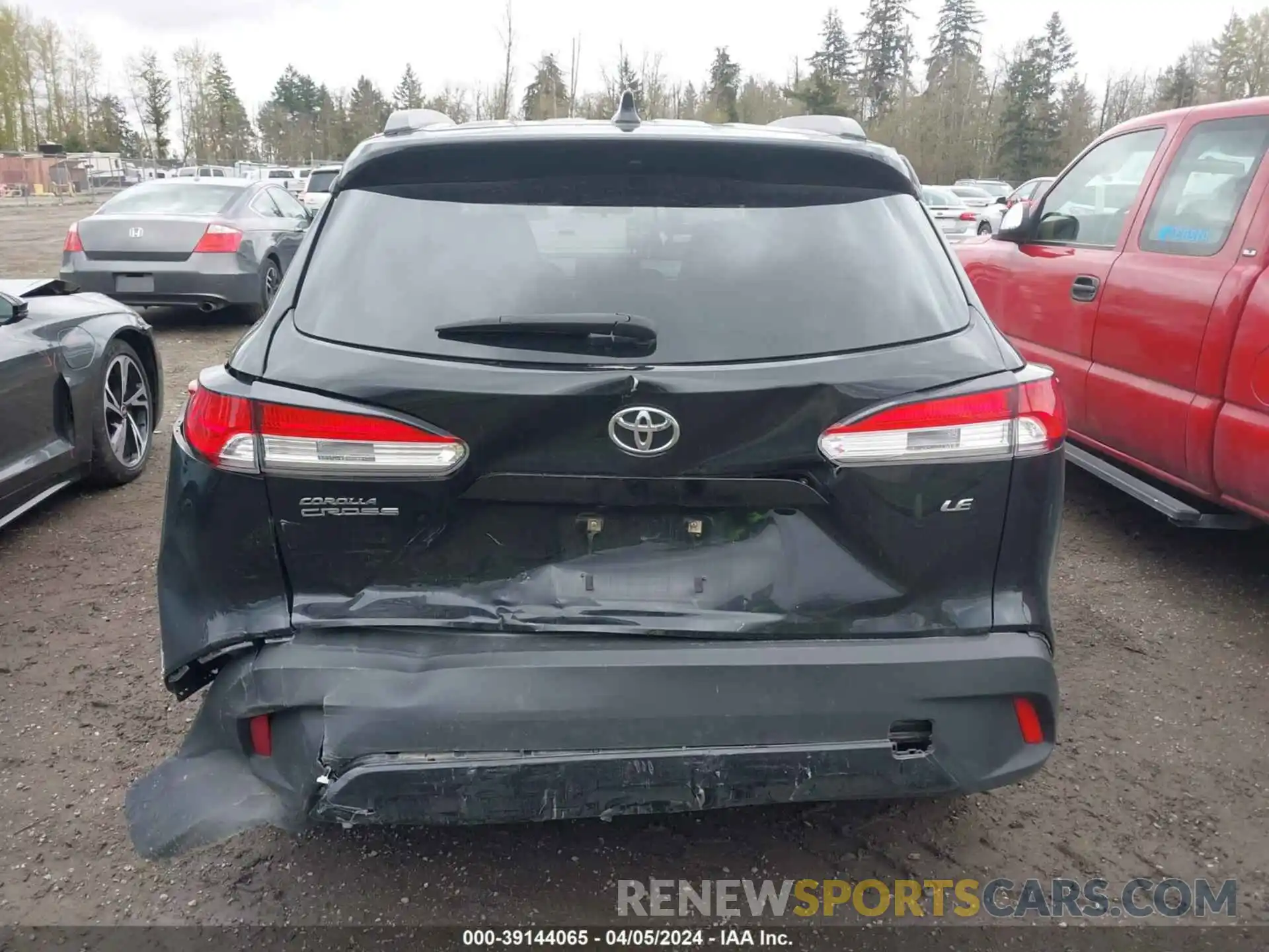 16 Photograph of a damaged car 7MUCAAAG4NV025098 TOYOTA COROLLA CROSS 2022