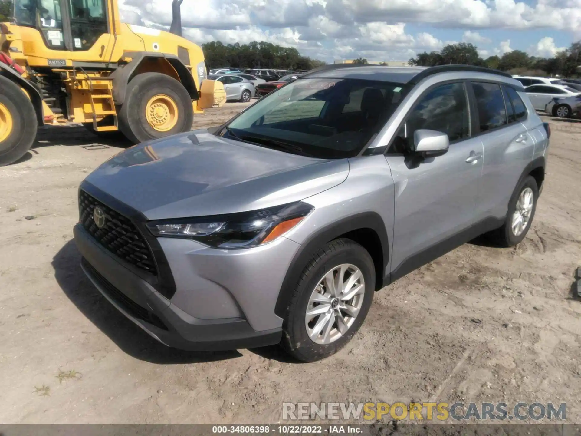 2 Photograph of a damaged car 7MUCAAAG9NV005347 TOYOTA COROLLA CROSS 2022