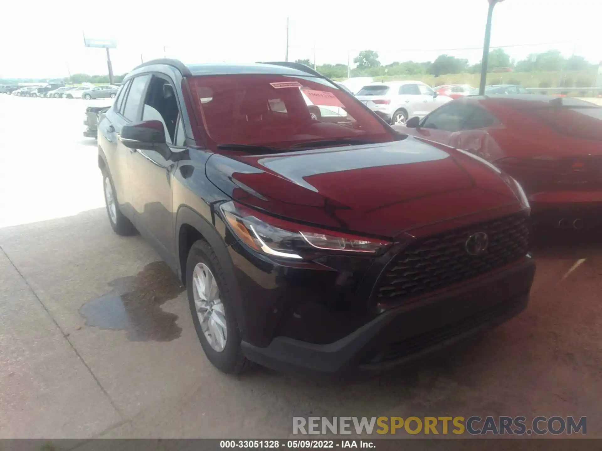 1 Photograph of a damaged car 7MUCAAAGXNV009200 TOYOTA COROLLA CROSS 2022