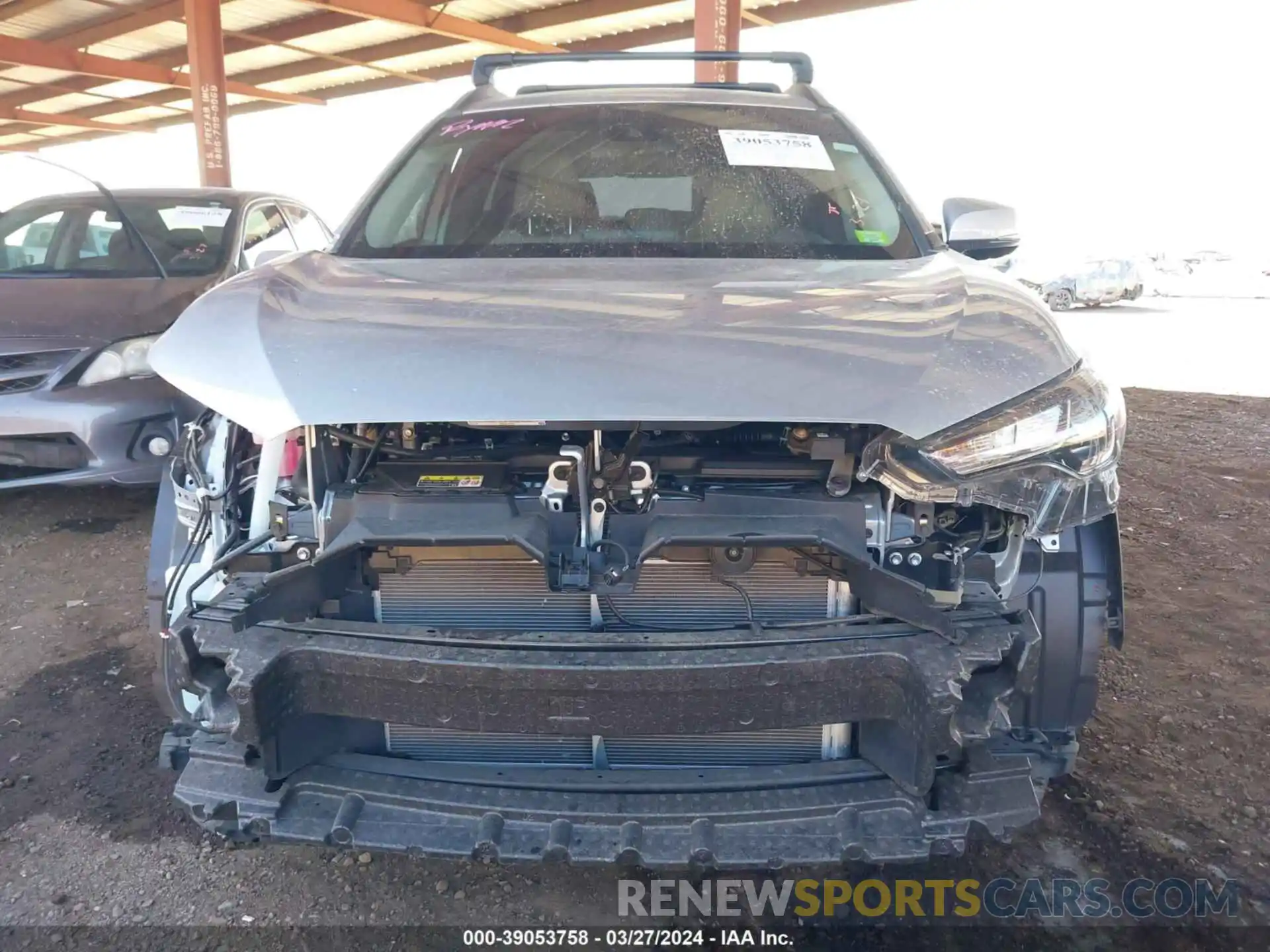 13 Photograph of a damaged car 7MUCAABG1NV006023 TOYOTA COROLLA CROSS 2022