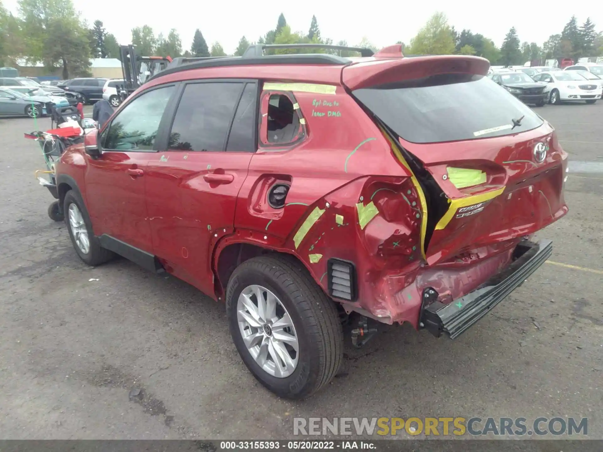 3 Photograph of a damaged car 7MUCAABG1NV007950 TOYOTA COROLLA CROSS 2022