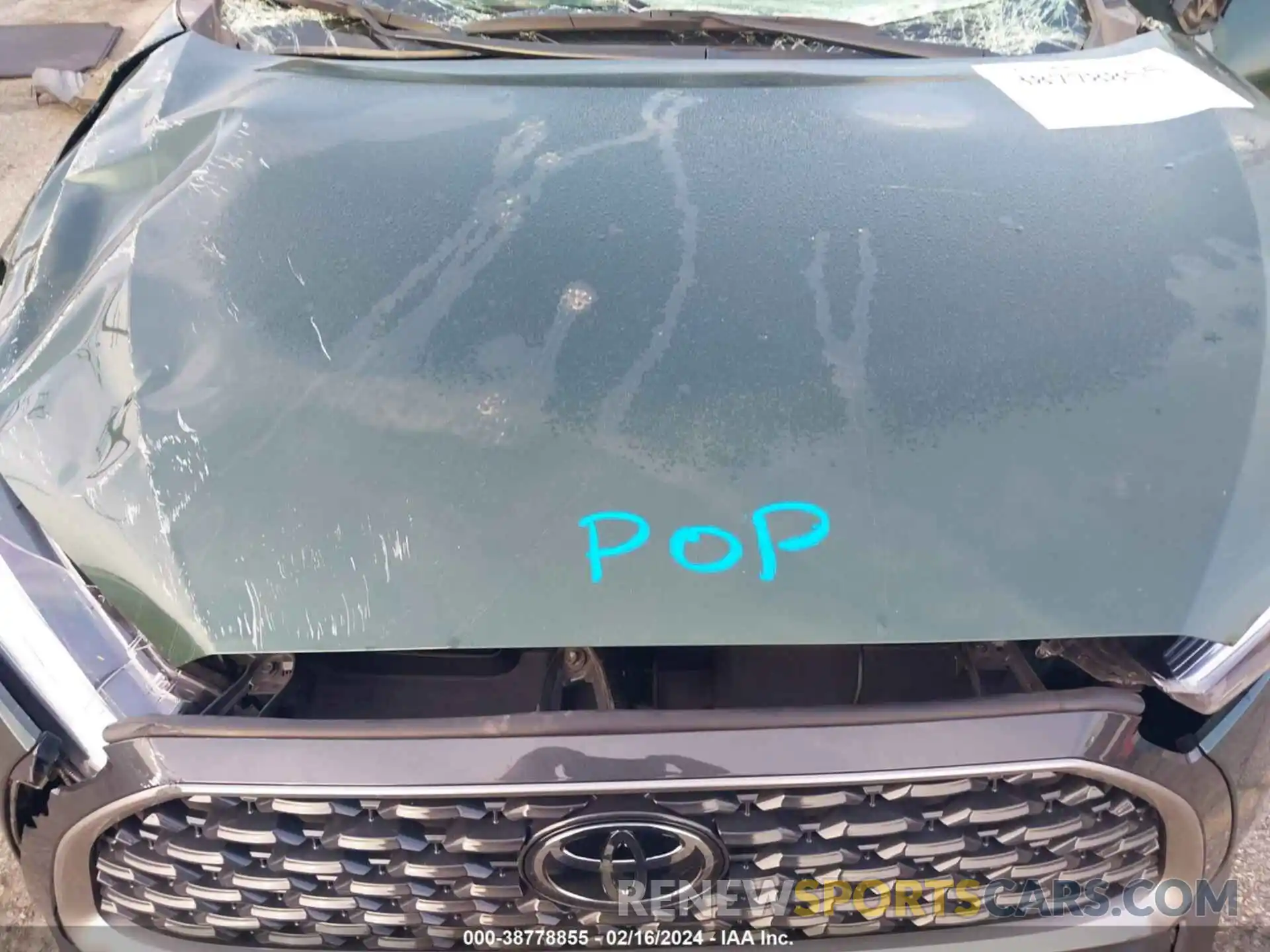 10 Photograph of a damaged car 7MUDAAAG6NV030341 TOYOTA COROLLA CROSS 2022
