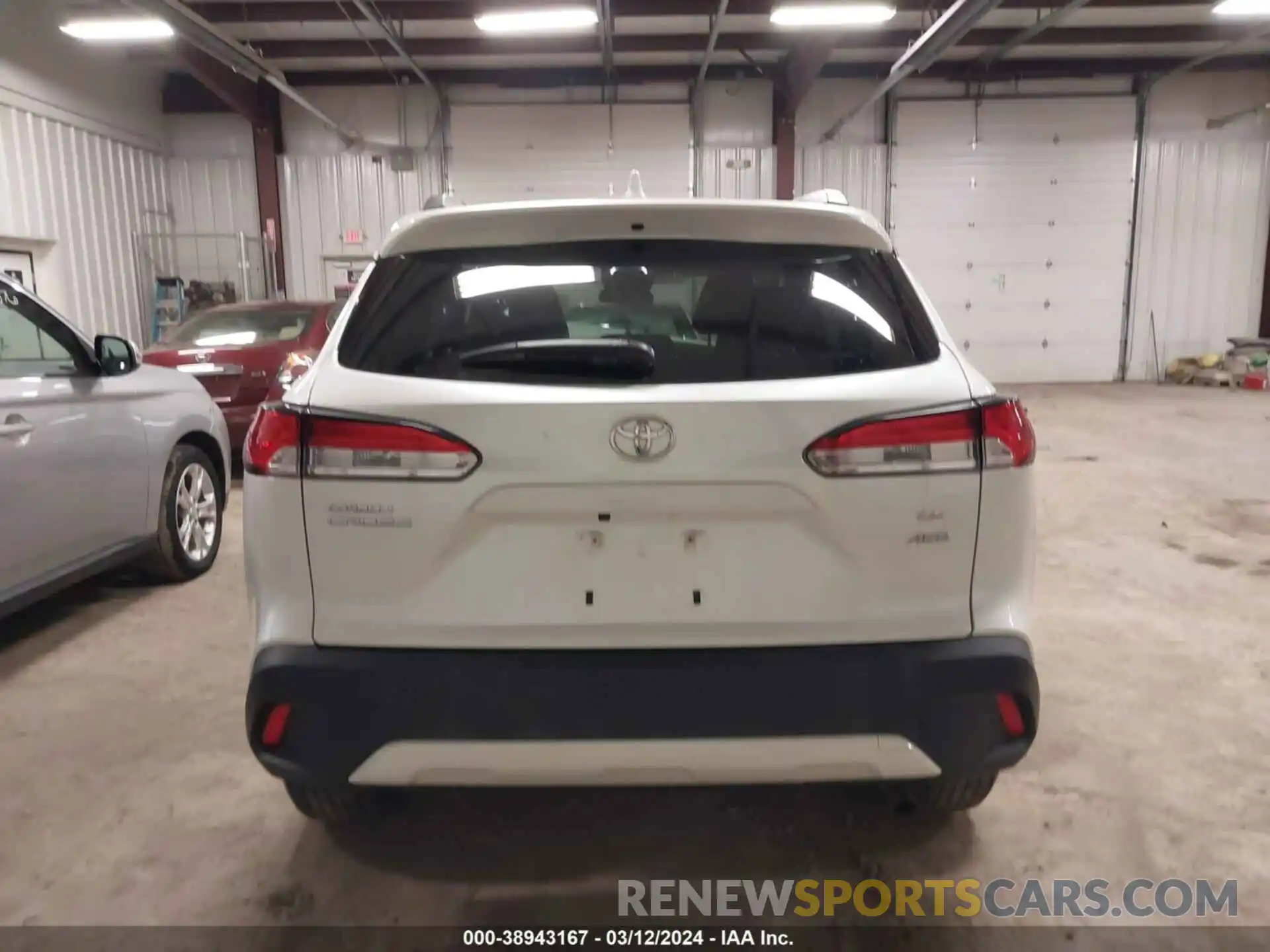 16 Photograph of a damaged car 7MUCAABGXPV049729 TOYOTA COROLLA CROSS 2023