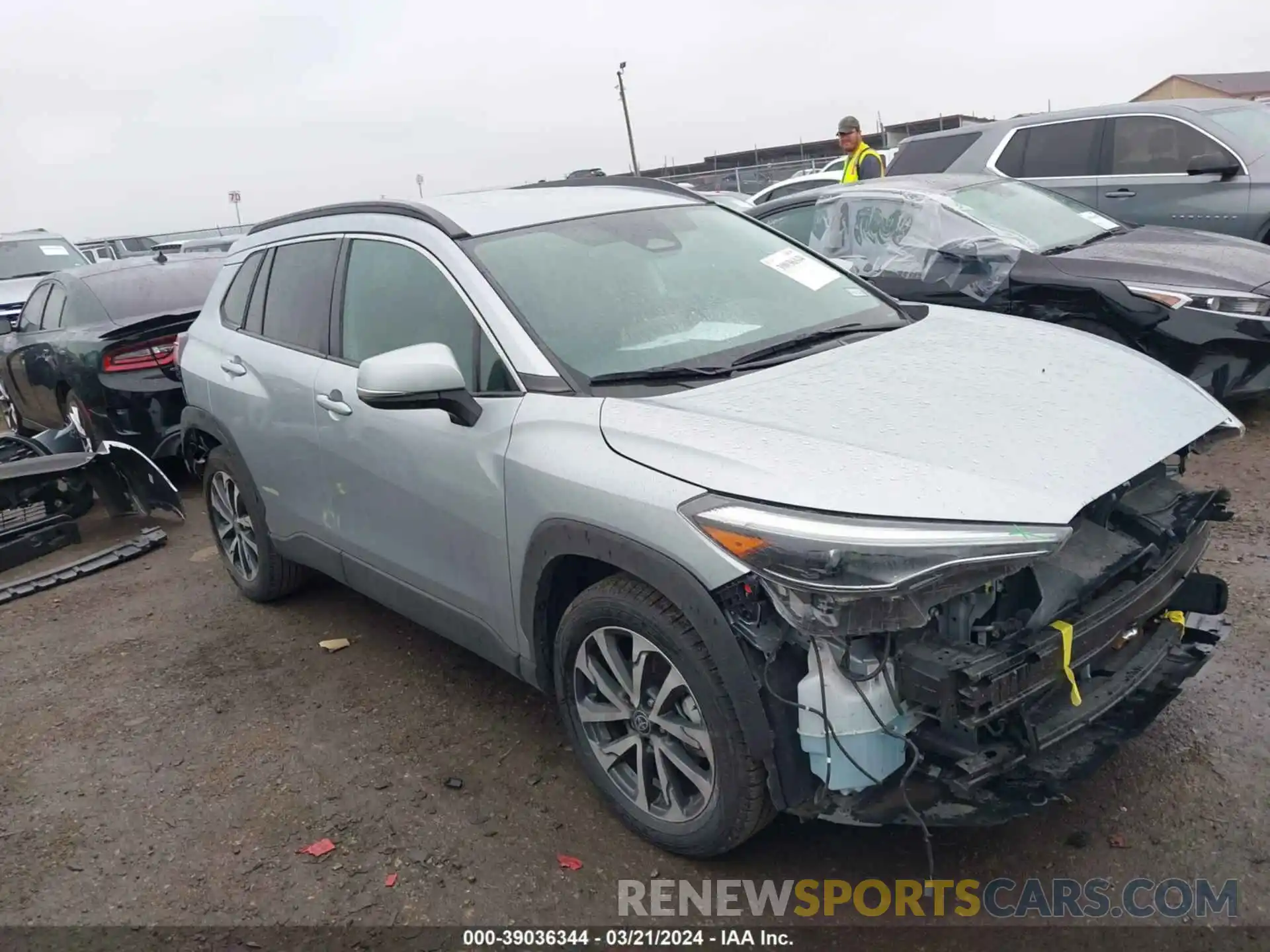 1 Photograph of a damaged car 7MUEAAAGXPV053547 TOYOTA COROLLA CROSS 2023