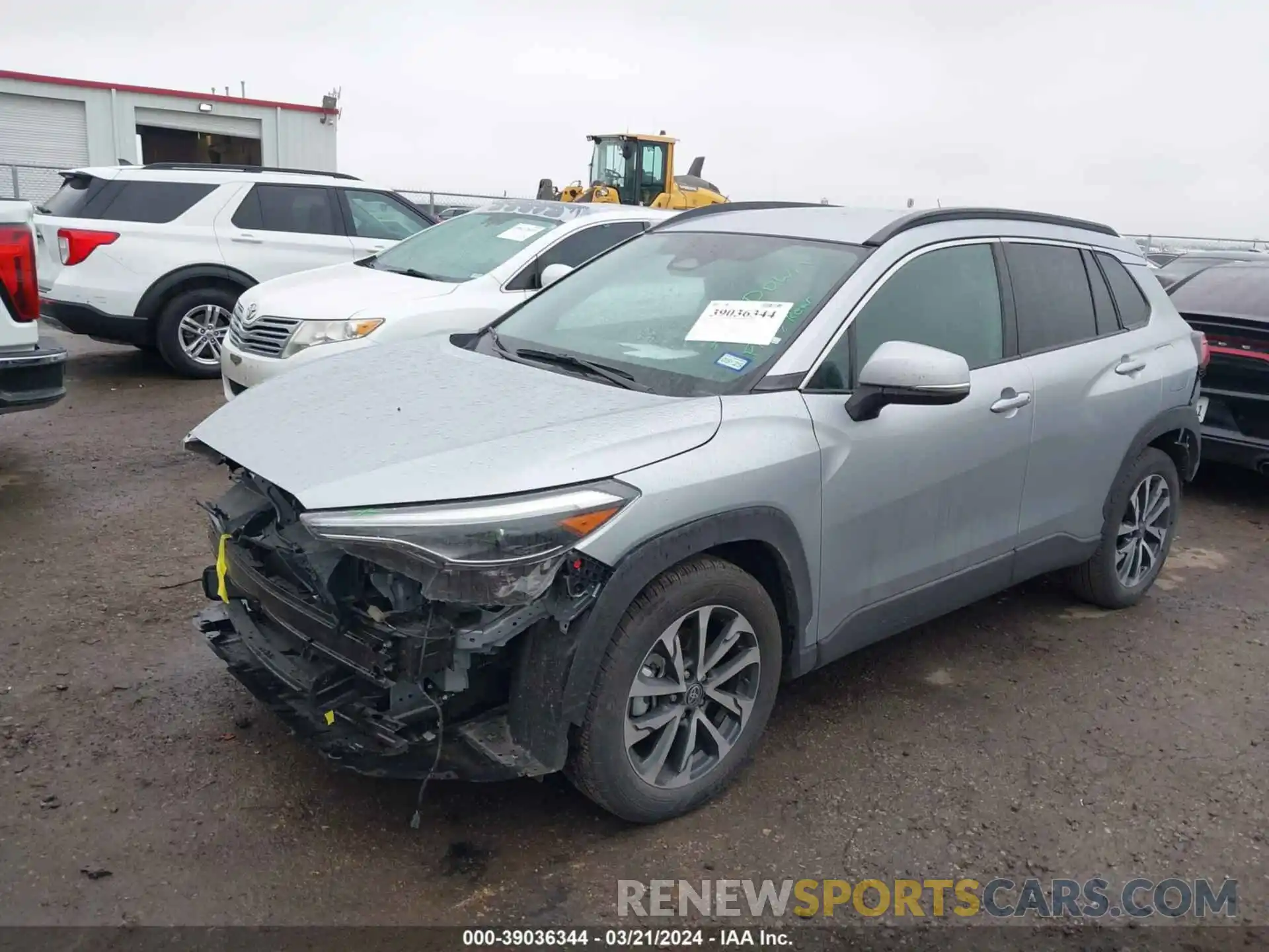 2 Photograph of a damaged car 7MUEAAAGXPV053547 TOYOTA COROLLA CROSS 2023