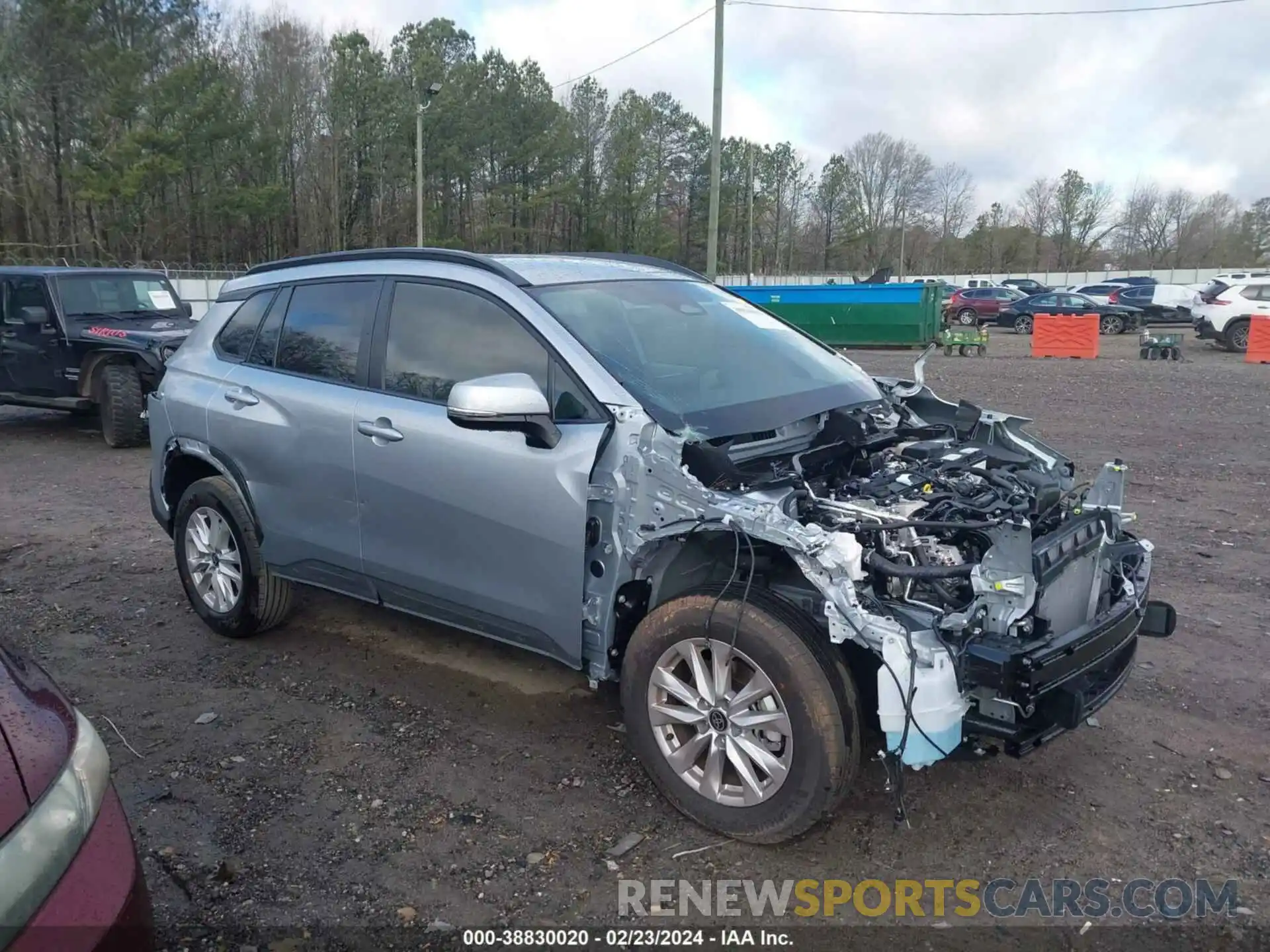 1 Photograph of a damaged car 7MUCAAAG7RV076357 TOYOTA COROLLA CROSS 2024