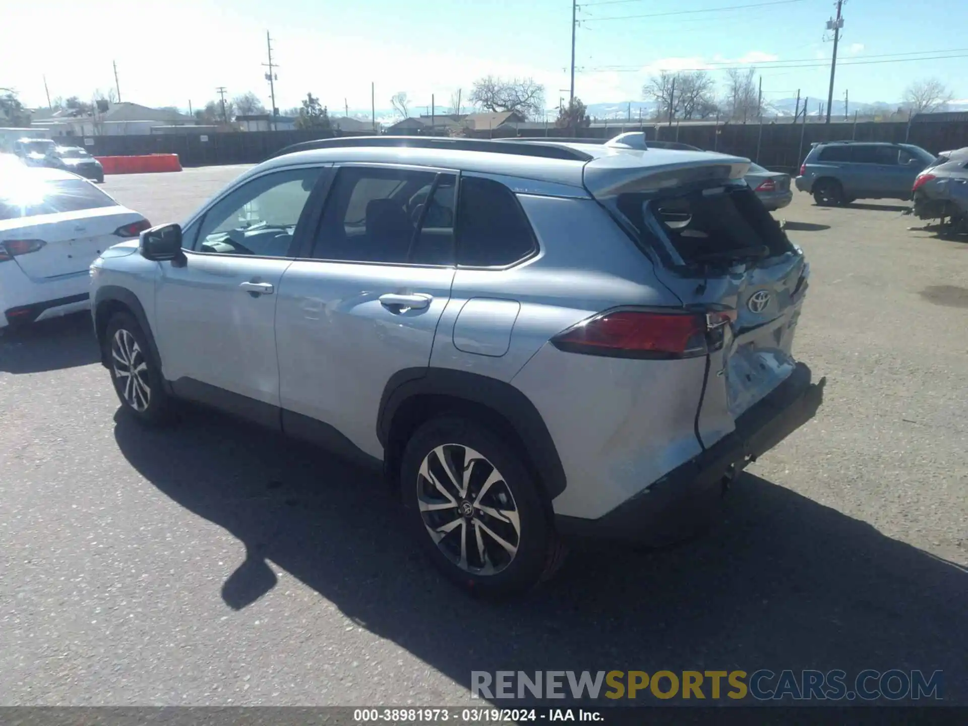 3 Photograph of a damaged car 7MUEAABGXRV080622 TOYOTA COROLLA CROSS 2024