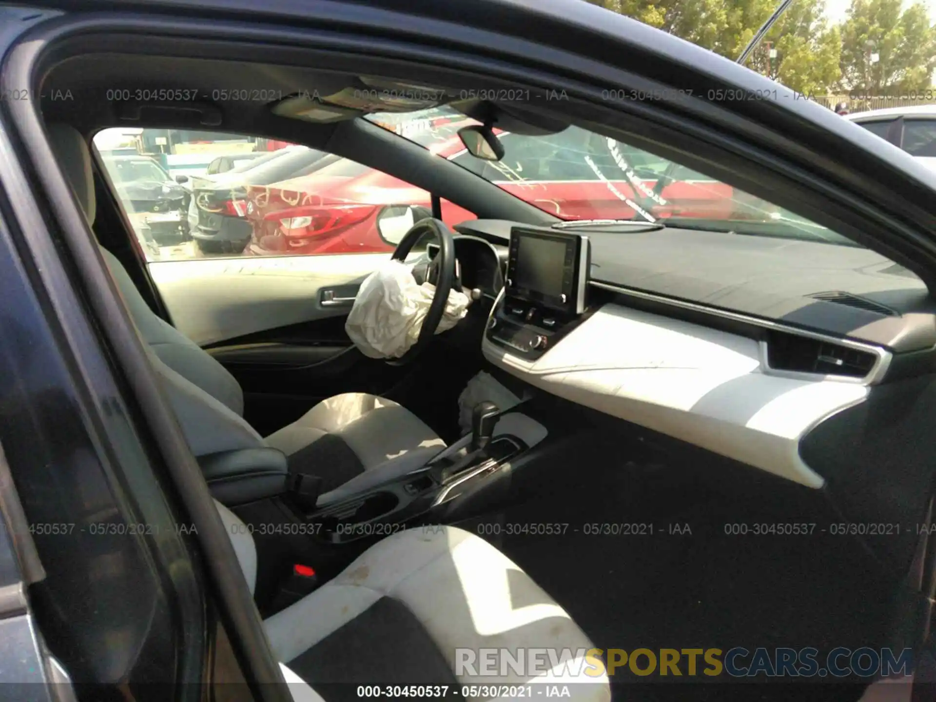 5 Photograph of a damaged car 00000000000022265 TOYOTA COROLLA HATCHBACK 2019