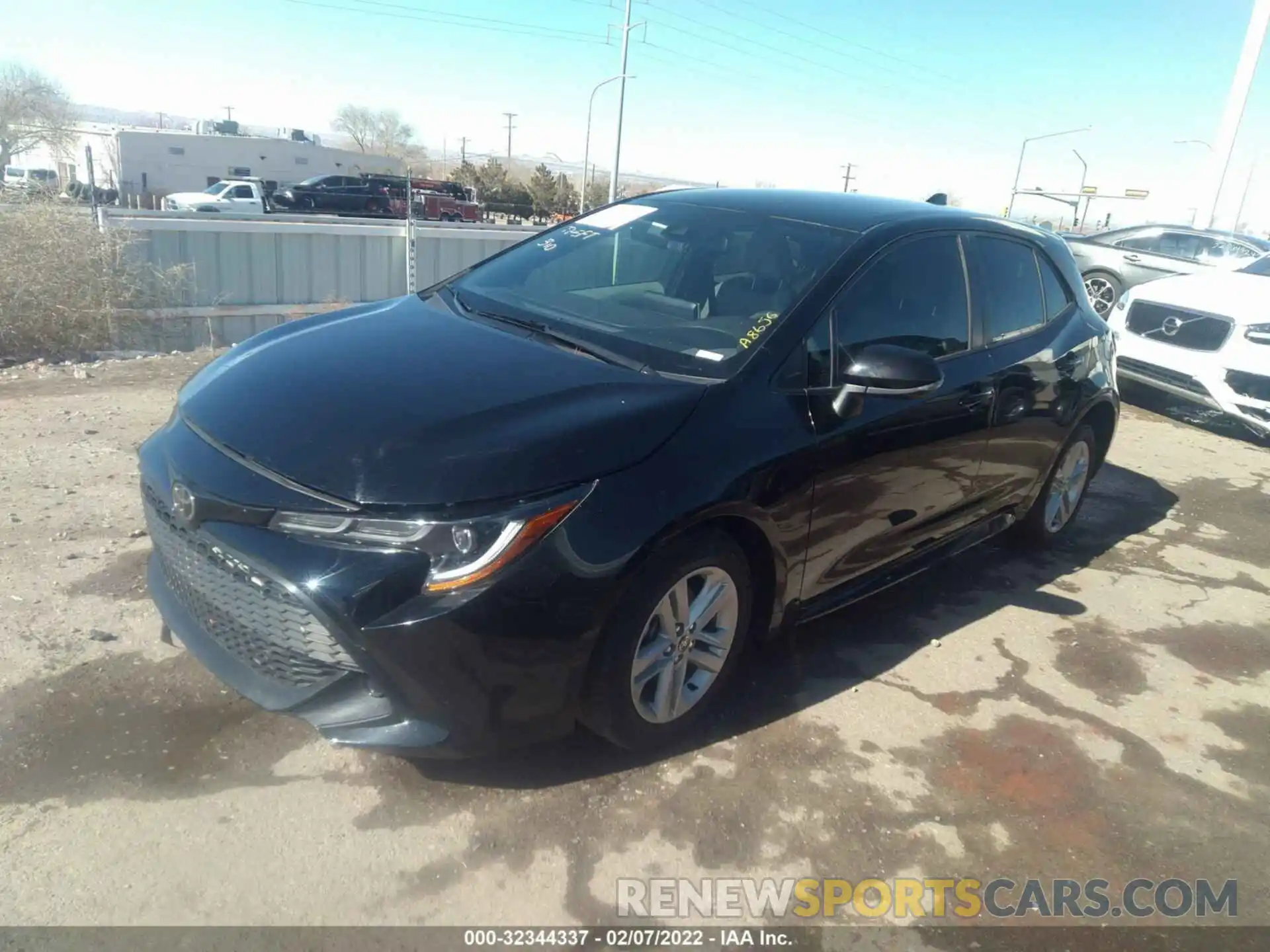 2 Photograph of a damaged car JTNK4RBE0K3008784 TOYOTA COROLLA HATCHBACK 2019