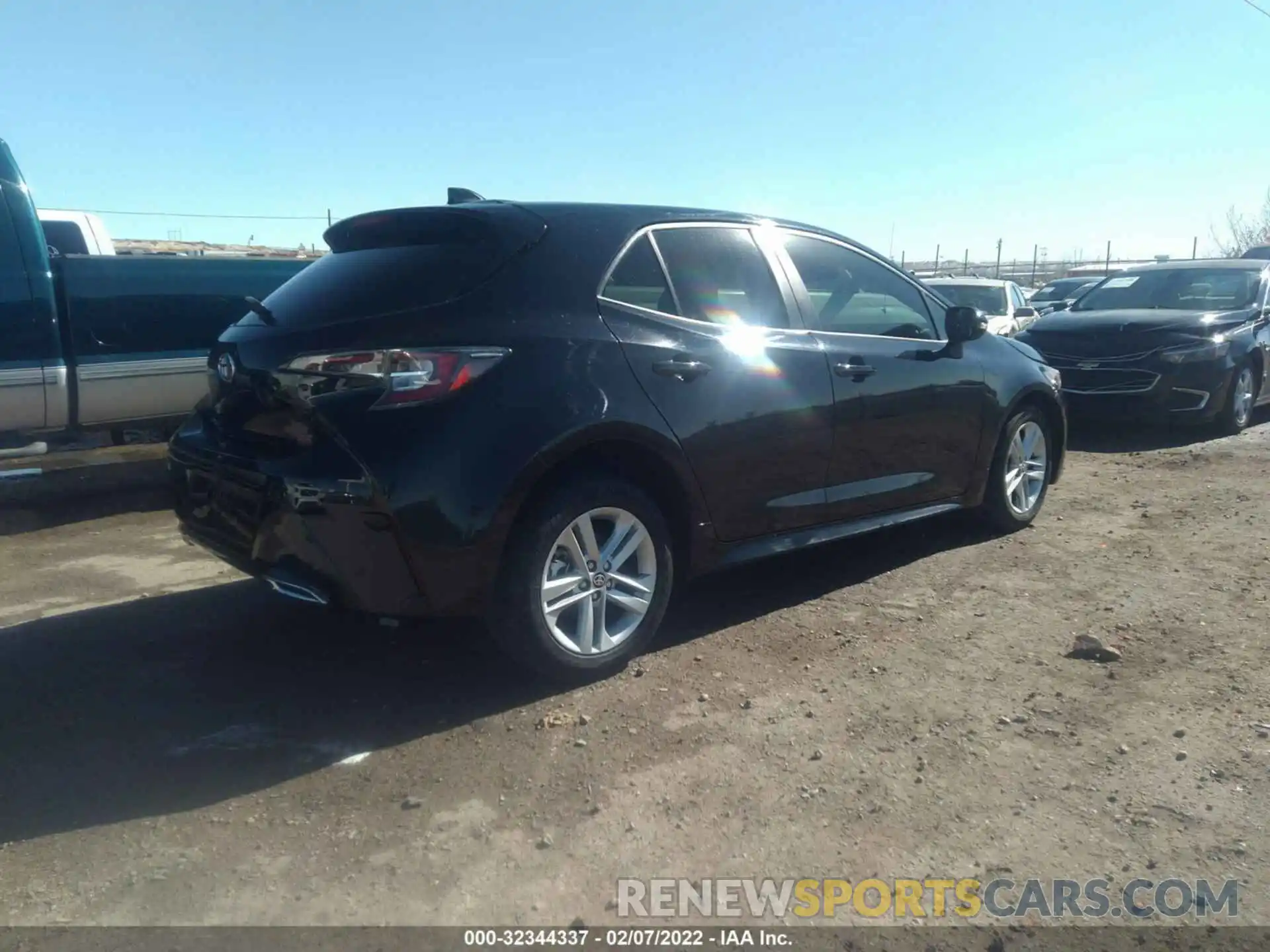 4 Photograph of a damaged car JTNK4RBE0K3008784 TOYOTA COROLLA HATCHBACK 2019