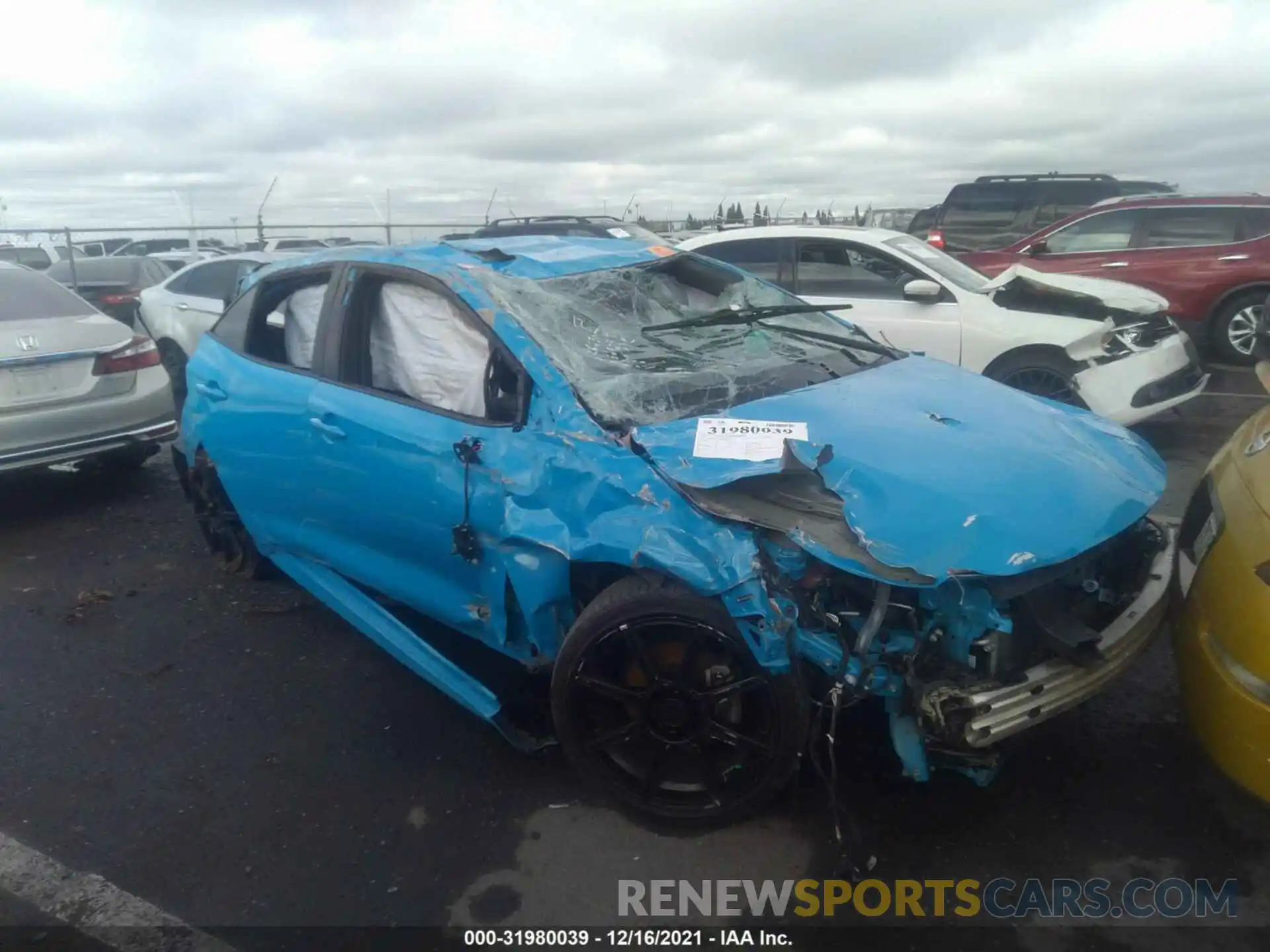 1 Photograph of a damaged car JTNK4RBE0K3036665 TOYOTA COROLLA HATCHBACK 2019