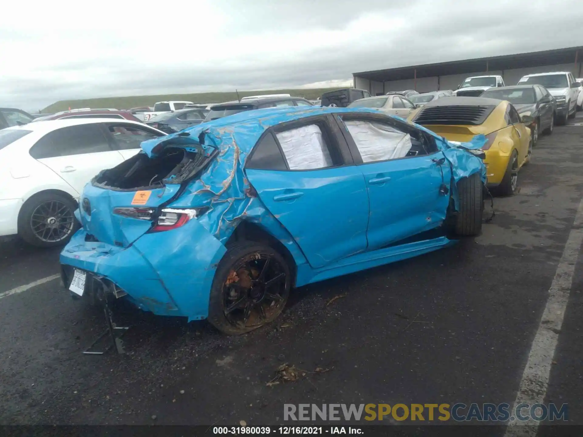 4 Photograph of a damaged car JTNK4RBE0K3036665 TOYOTA COROLLA HATCHBACK 2019