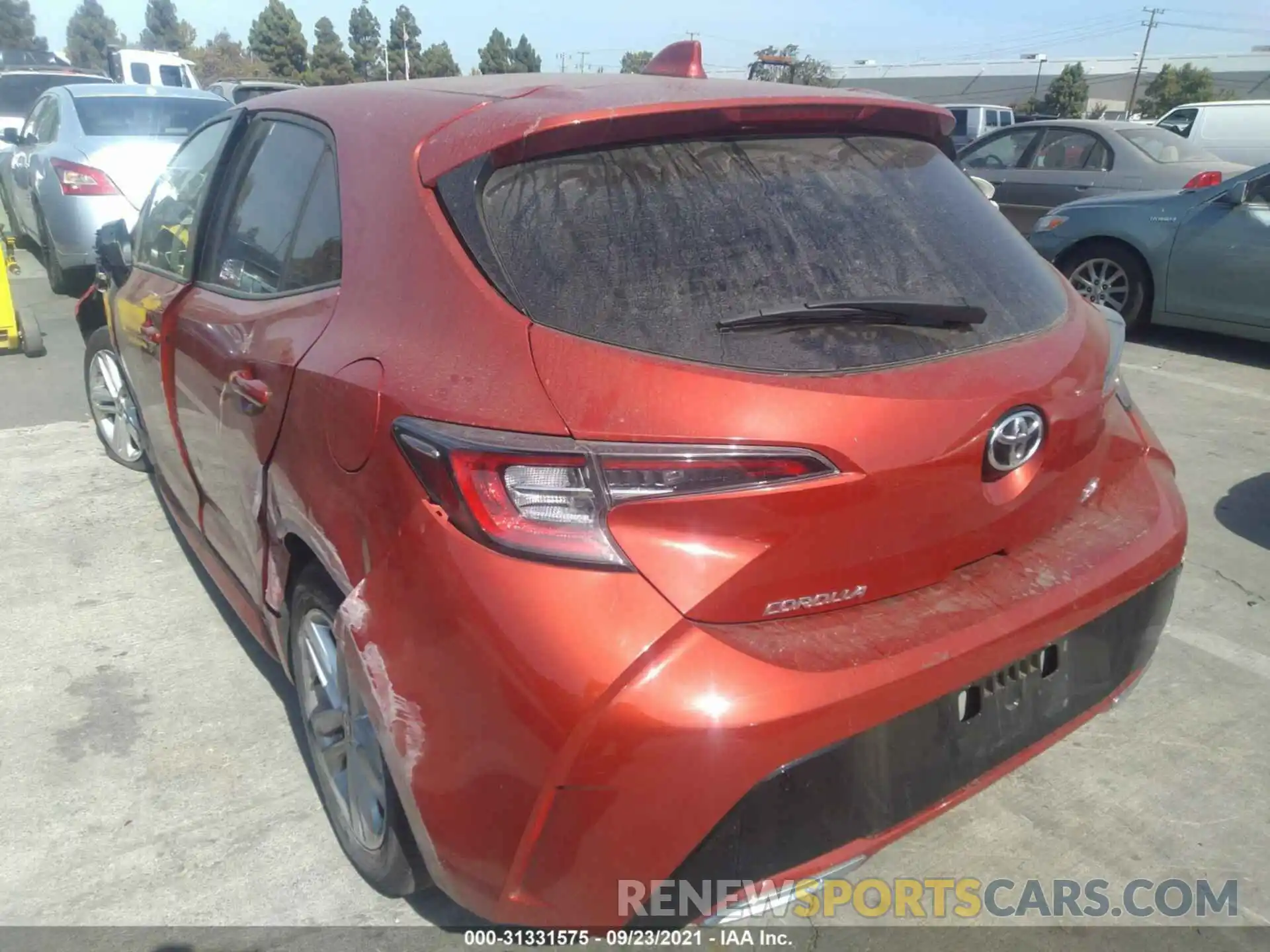 3 Photograph of a damaged car JTNK4RBE0K3040831 TOYOTA COROLLA HATCHBACK 2019