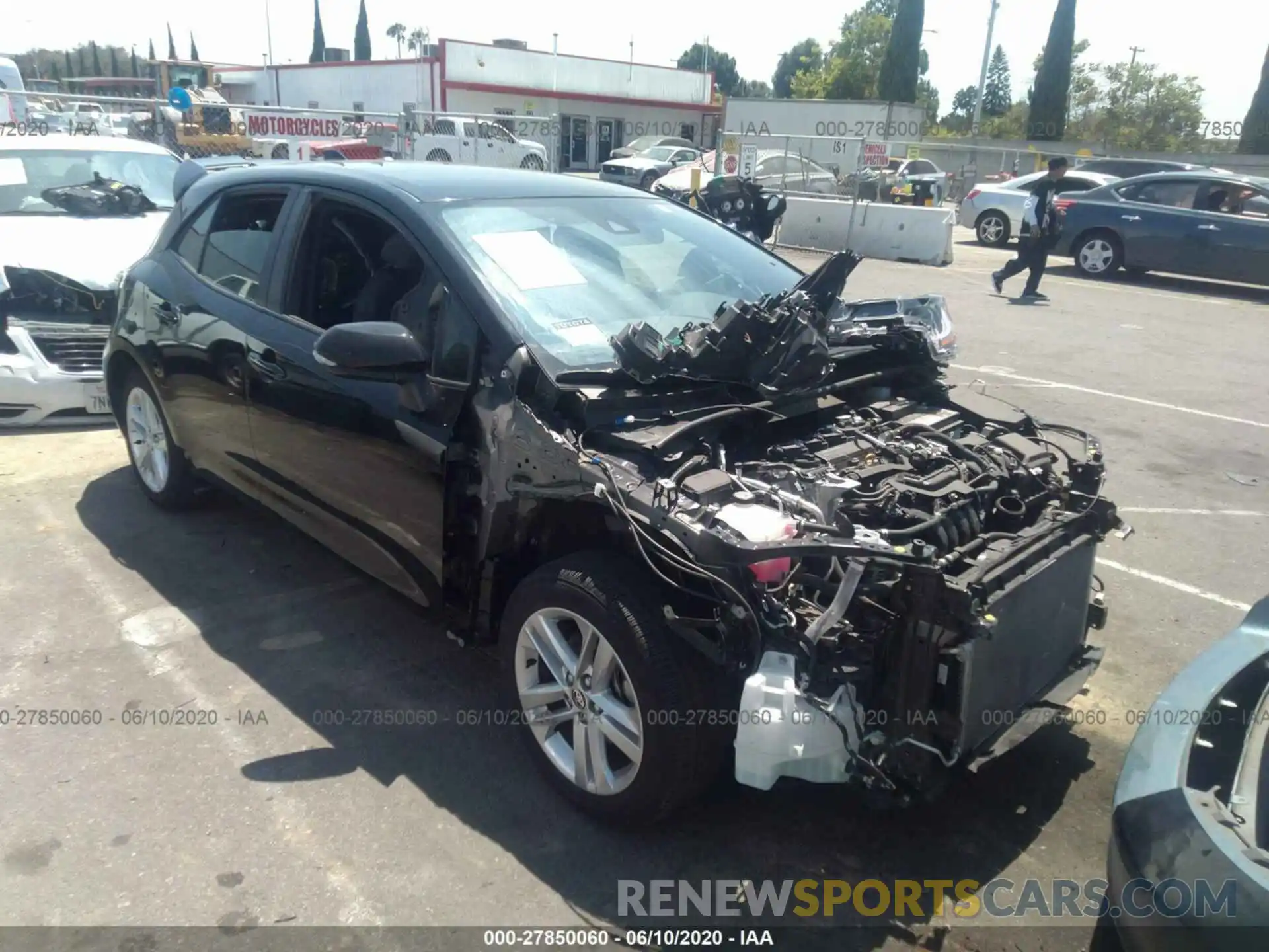 1 Photograph of a damaged car JTNK4RBE0K3041574 TOYOTA COROLLA HATCHBACK 2019