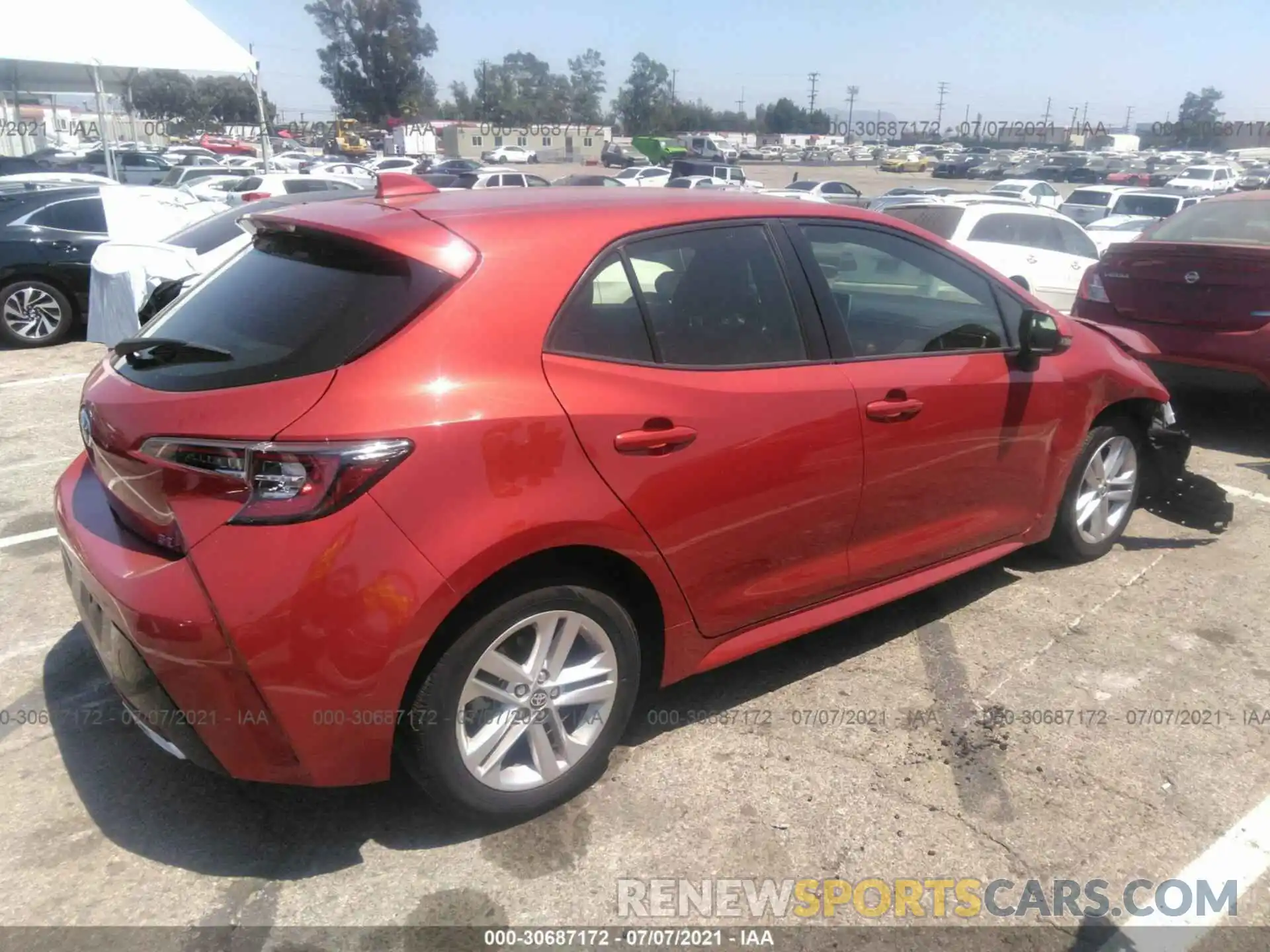 4 Photograph of a damaged car JTNK4RBE0K3041820 TOYOTA COROLLA HATCHBACK 2019