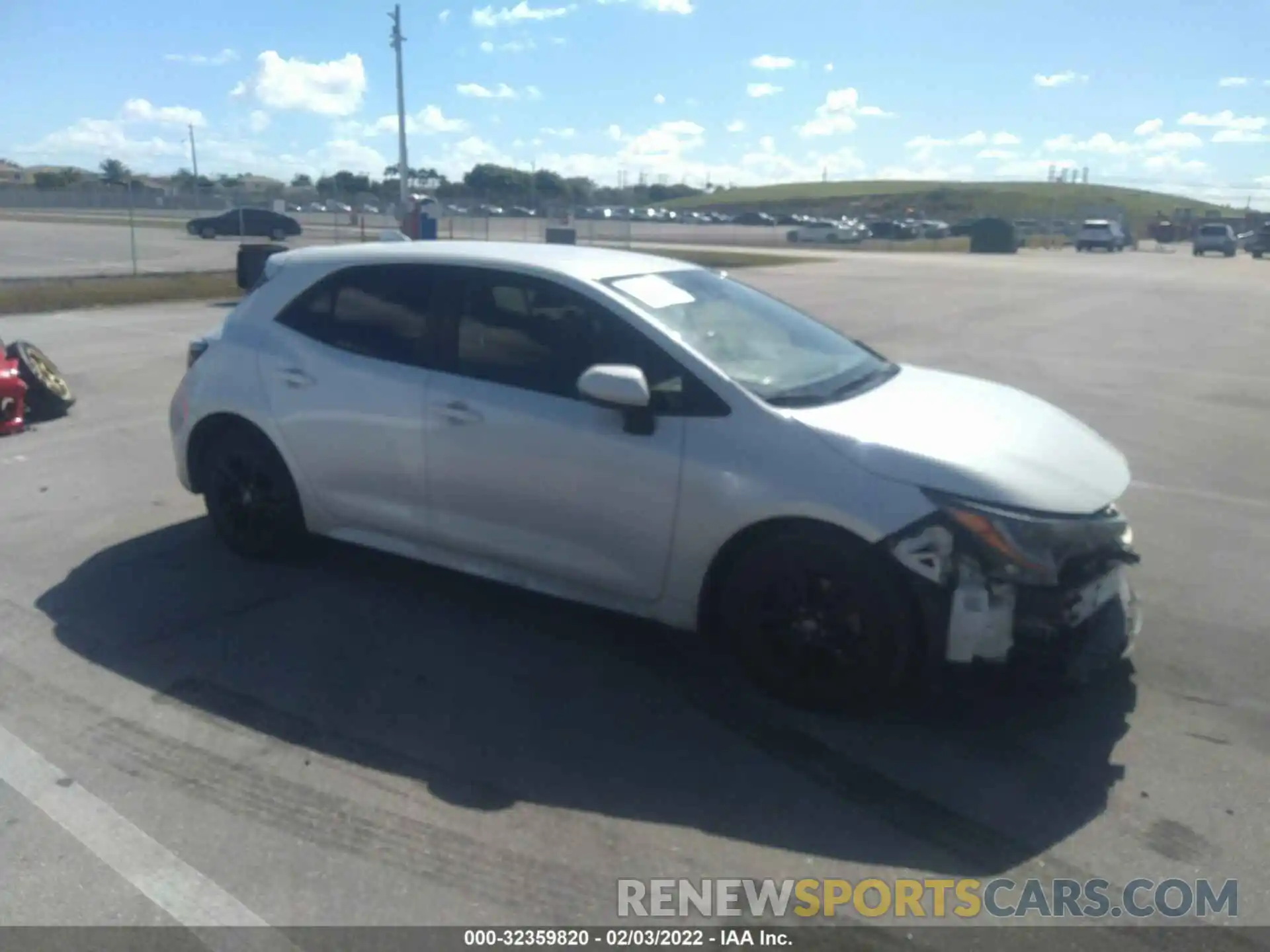 1 Photograph of a damaged car JTNK4RBE0K3042630 TOYOTA COROLLA HATCHBACK 2019