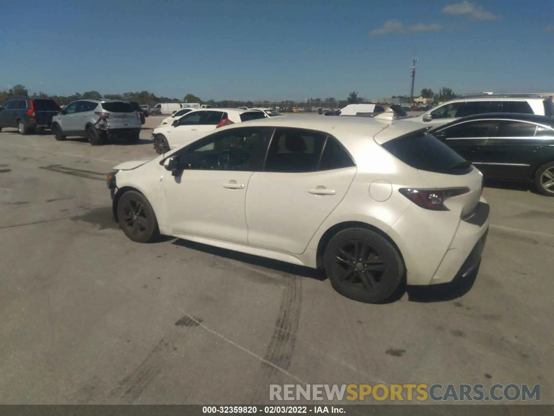 3 Photograph of a damaged car JTNK4RBE0K3042630 TOYOTA COROLLA HATCHBACK 2019