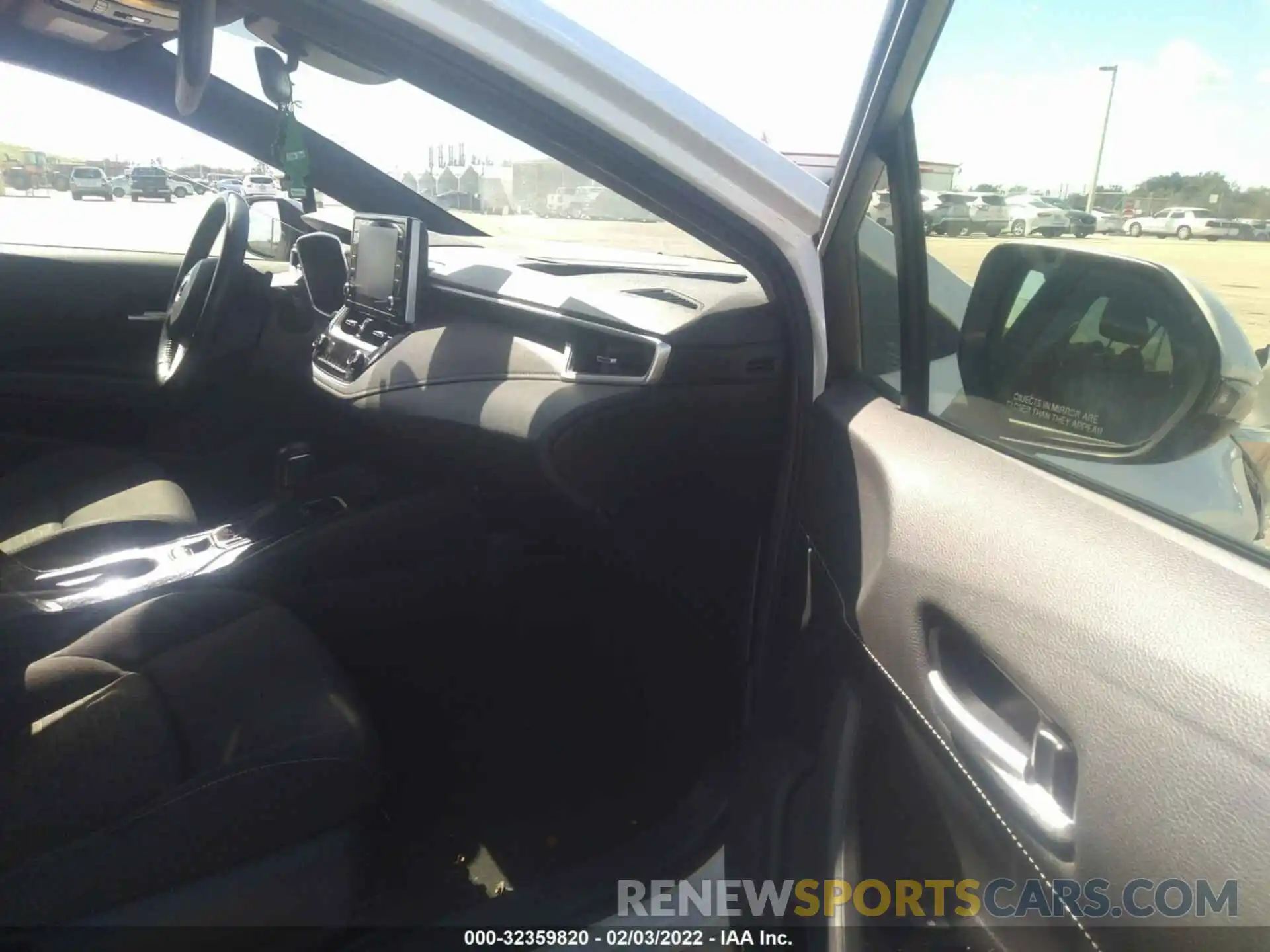 5 Photograph of a damaged car JTNK4RBE0K3042630 TOYOTA COROLLA HATCHBACK 2019