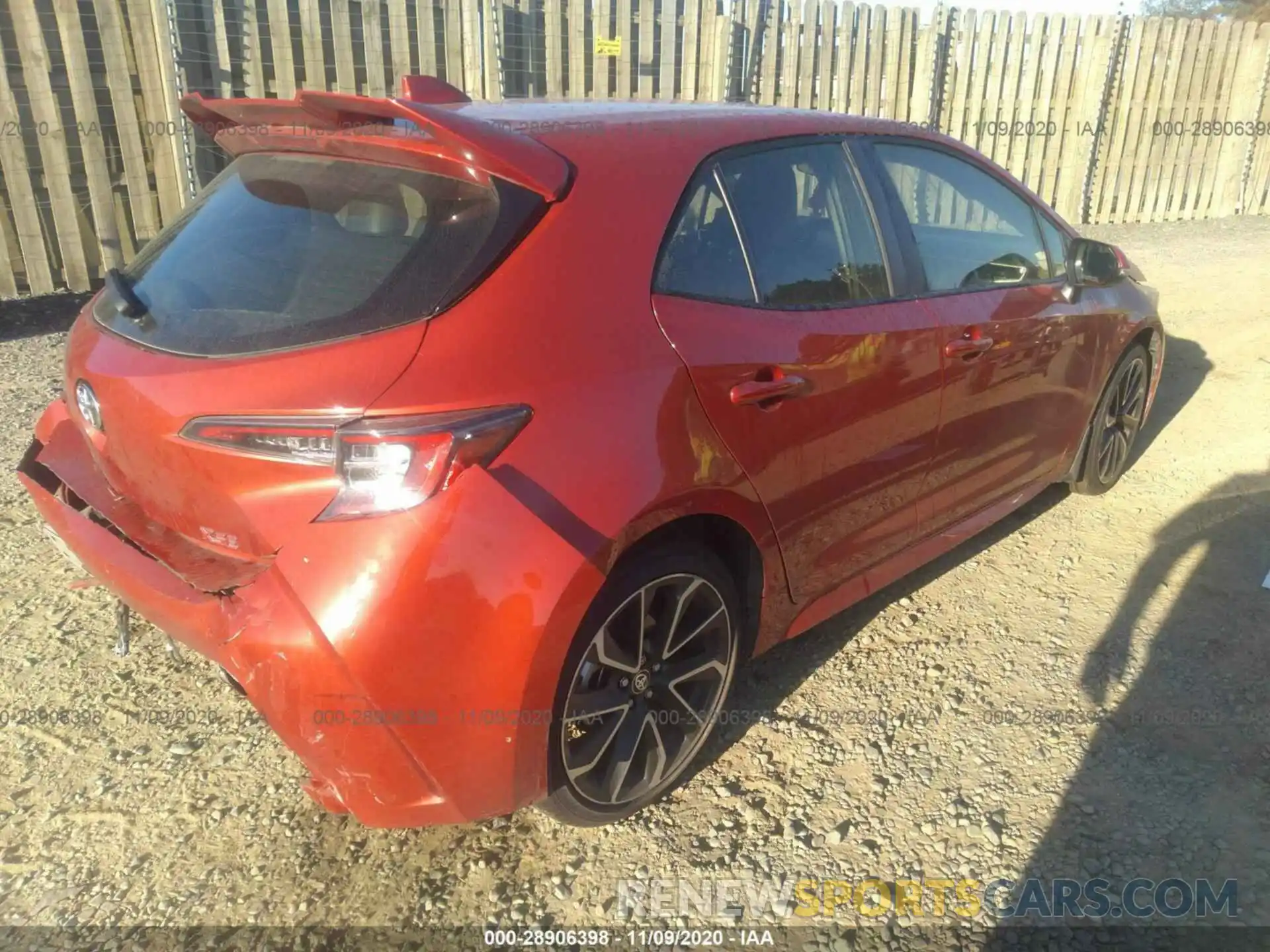 4 Photograph of a damaged car JTNK4RBE0K3044572 TOYOTA COROLLA HATCHBACK 2019