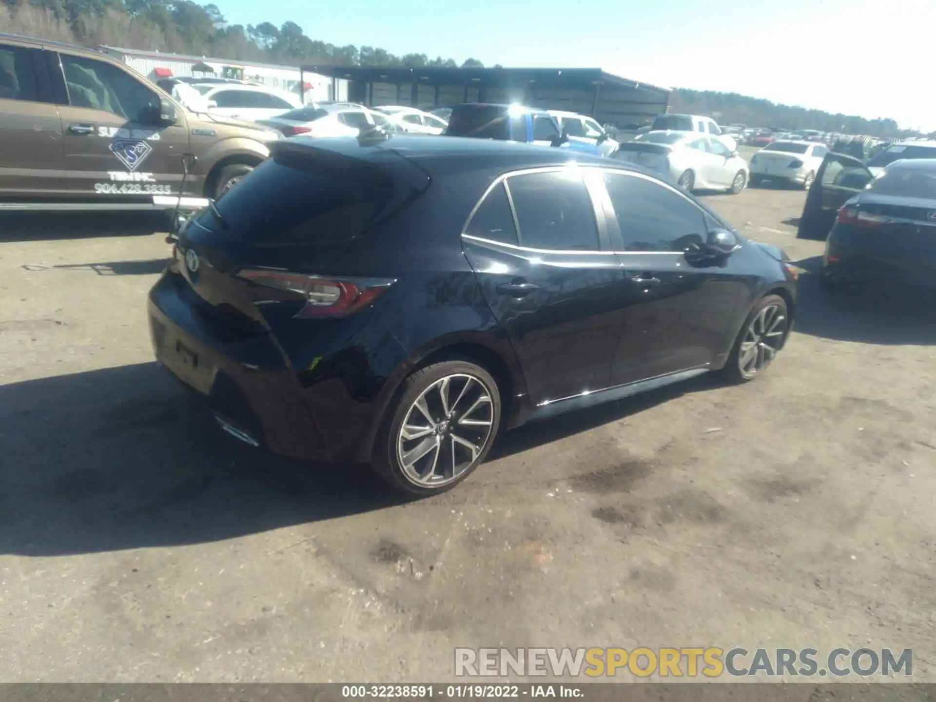 4 Photograph of a damaged car JTNK4RBE0K3048430 TOYOTA COROLLA HATCHBACK 2019