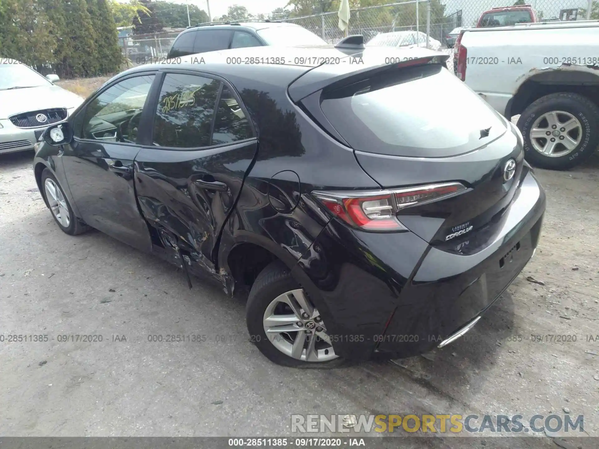 3 Photograph of a damaged car JTNK4RBE0K3049965 TOYOTA COROLLA HATCHBACK 2019