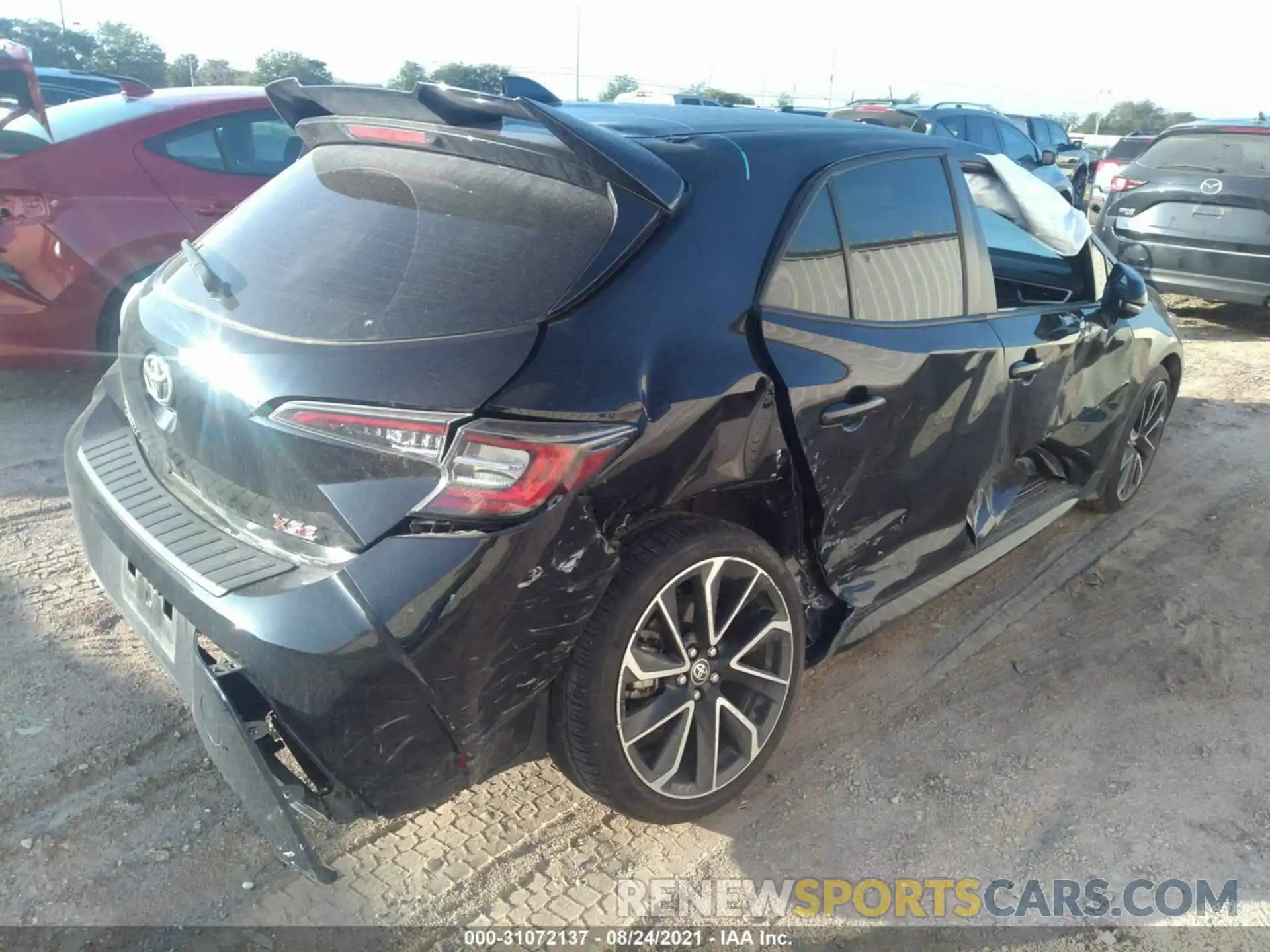 4 Photograph of a damaged car JTNK4RBE0K3067236 TOYOTA COROLLA HATCHBACK 2019