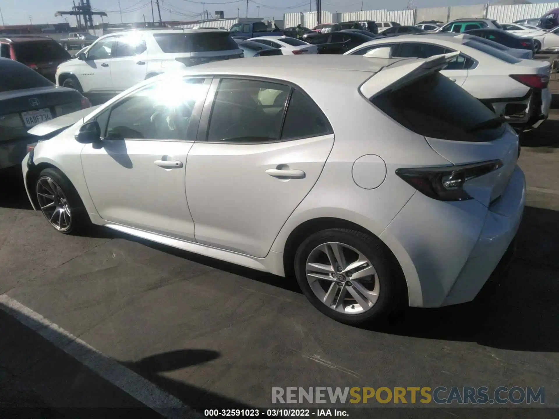 3 Photograph of a damaged car JTNK4RBE0K3067365 TOYOTA COROLLA HATCHBACK 2019