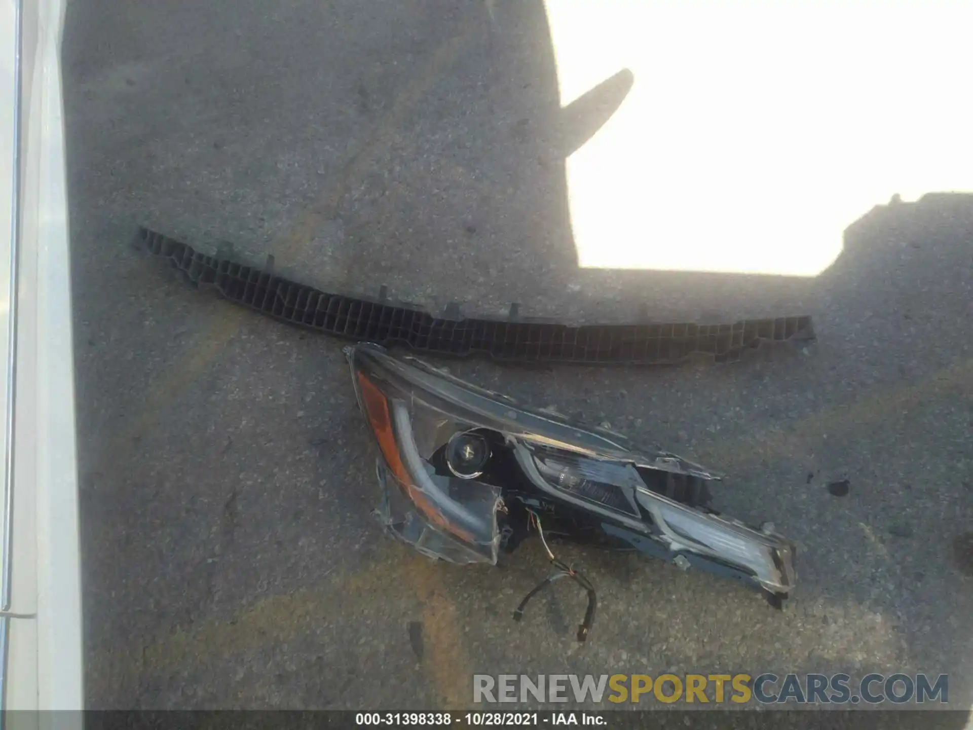 12 Photograph of a damaged car JTNK4RBE1K3001987 TOYOTA COROLLA HATCHBACK 2019