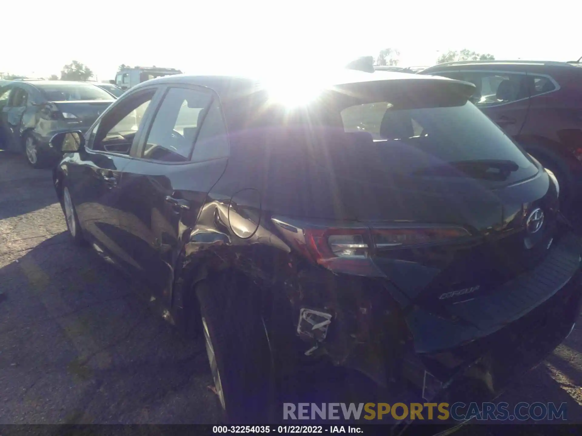 3 Photograph of a damaged car JTNK4RBE1K3011922 TOYOTA COROLLA HATCHBACK 2019