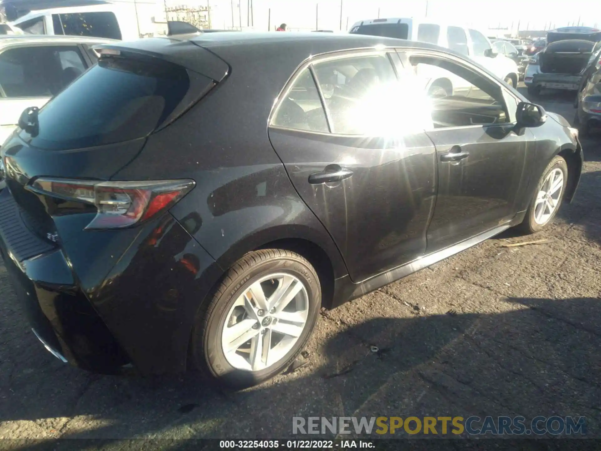 4 Photograph of a damaged car JTNK4RBE1K3011922 TOYOTA COROLLA HATCHBACK 2019