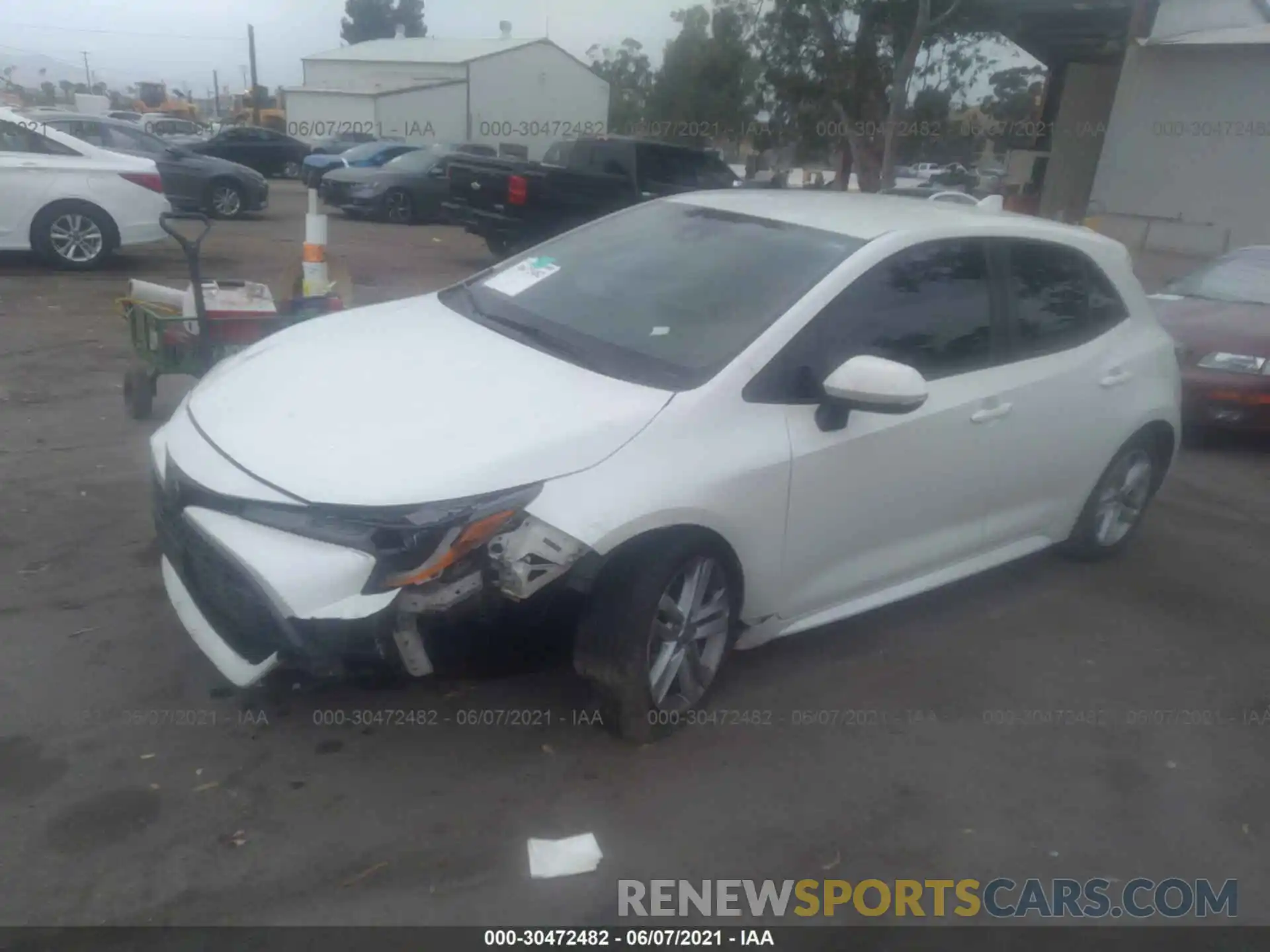 2 Photograph of a damaged car JTNK4RBE1K3016537 TOYOTA COROLLA HATCHBACK 2019