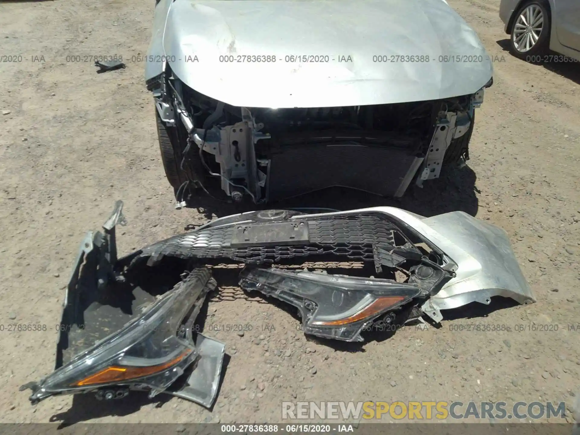 12 Фотография поврежденного автомобиля JTNK4RBE1K3034603 TOYOTA COROLLA HATCHBACK 2019
