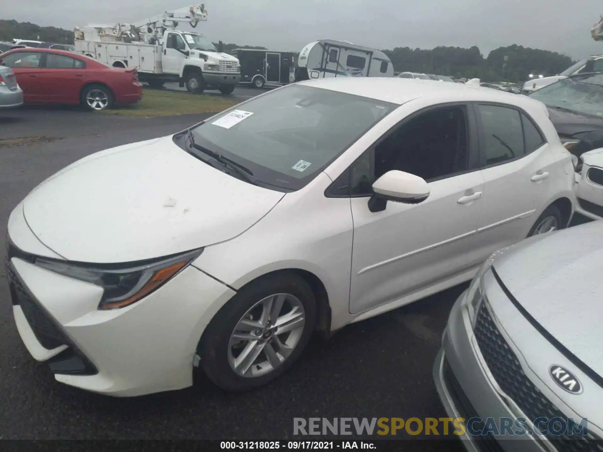 2 Photograph of a damaged car JTNK4RBE2K3041043 TOYOTA COROLLA HATCHBACK 2019