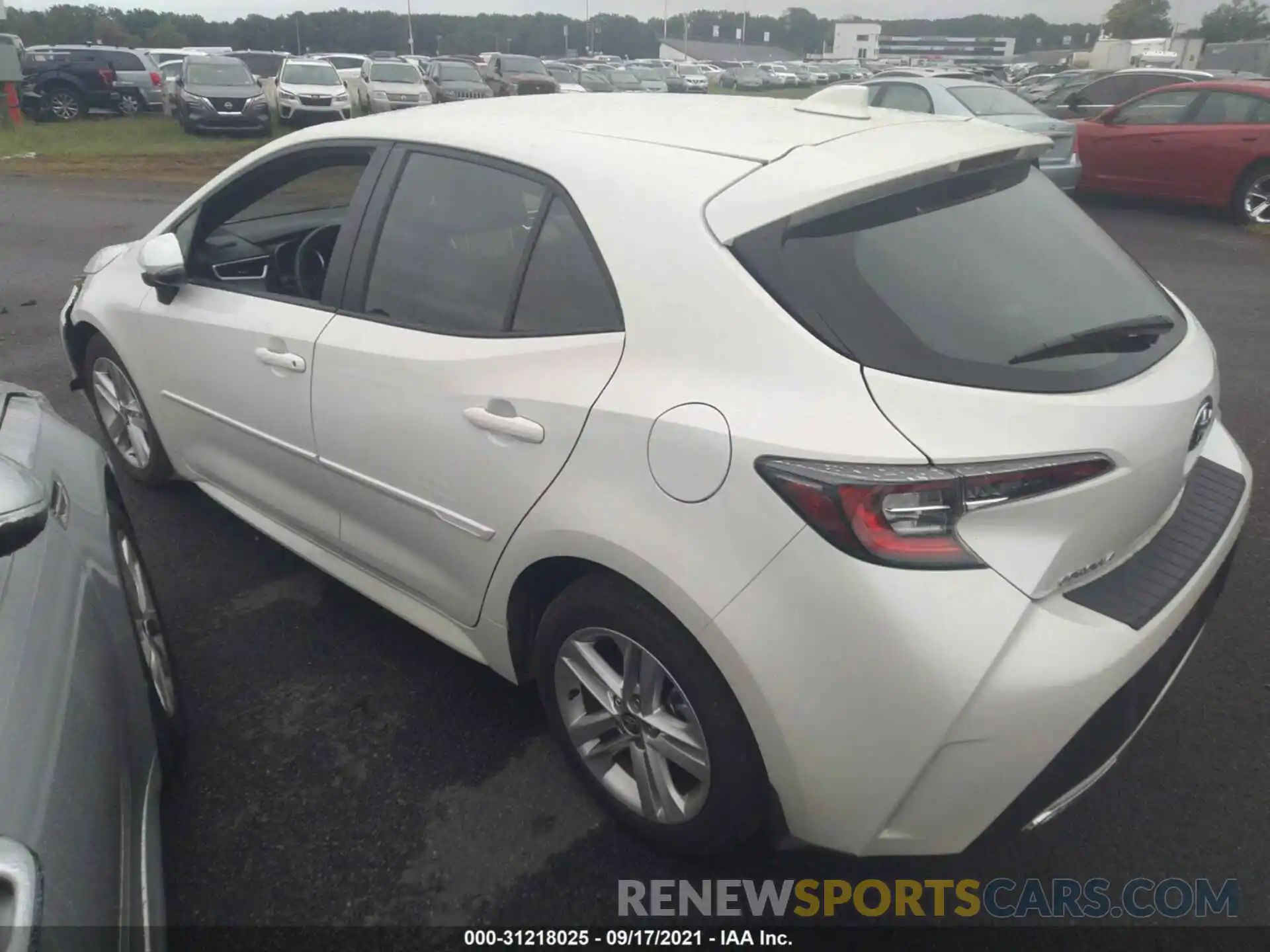 3 Photograph of a damaged car JTNK4RBE2K3041043 TOYOTA COROLLA HATCHBACK 2019