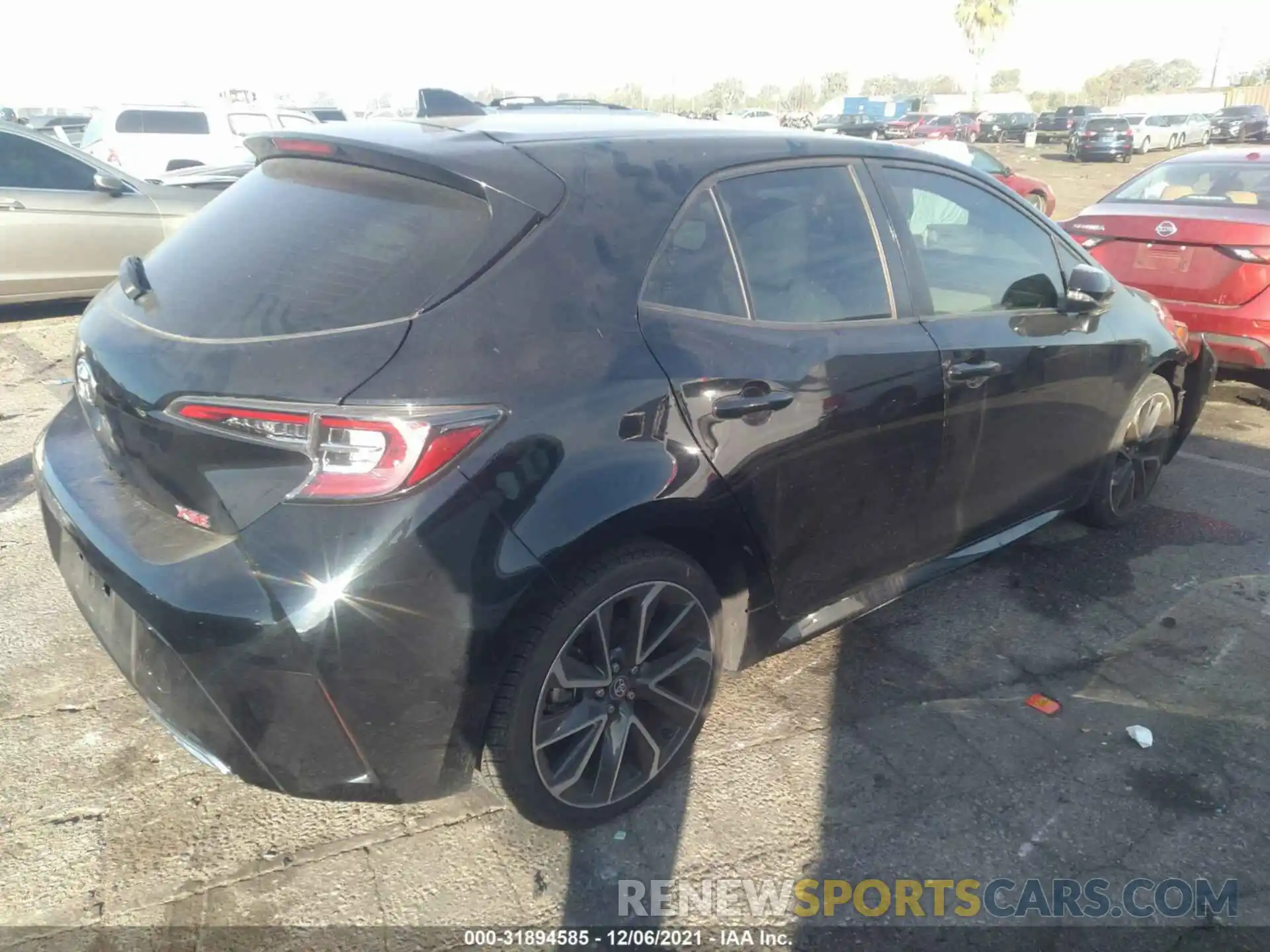 4 Photograph of a damaged car JTNK4RBE2K3043780 TOYOTA COROLLA HATCHBACK 2019