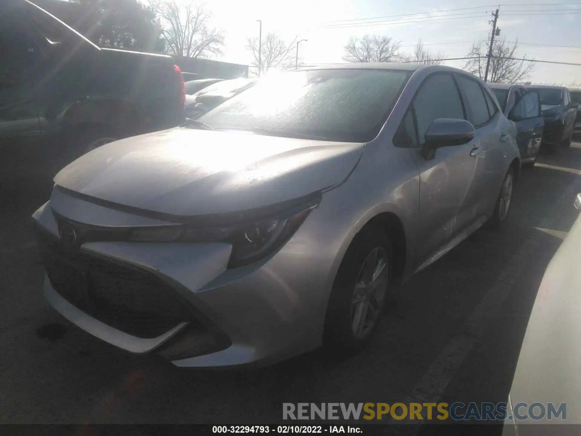 2 Photograph of a damaged car JTNK4RBE2K3064824 TOYOTA COROLLA HATCHBACK 2019