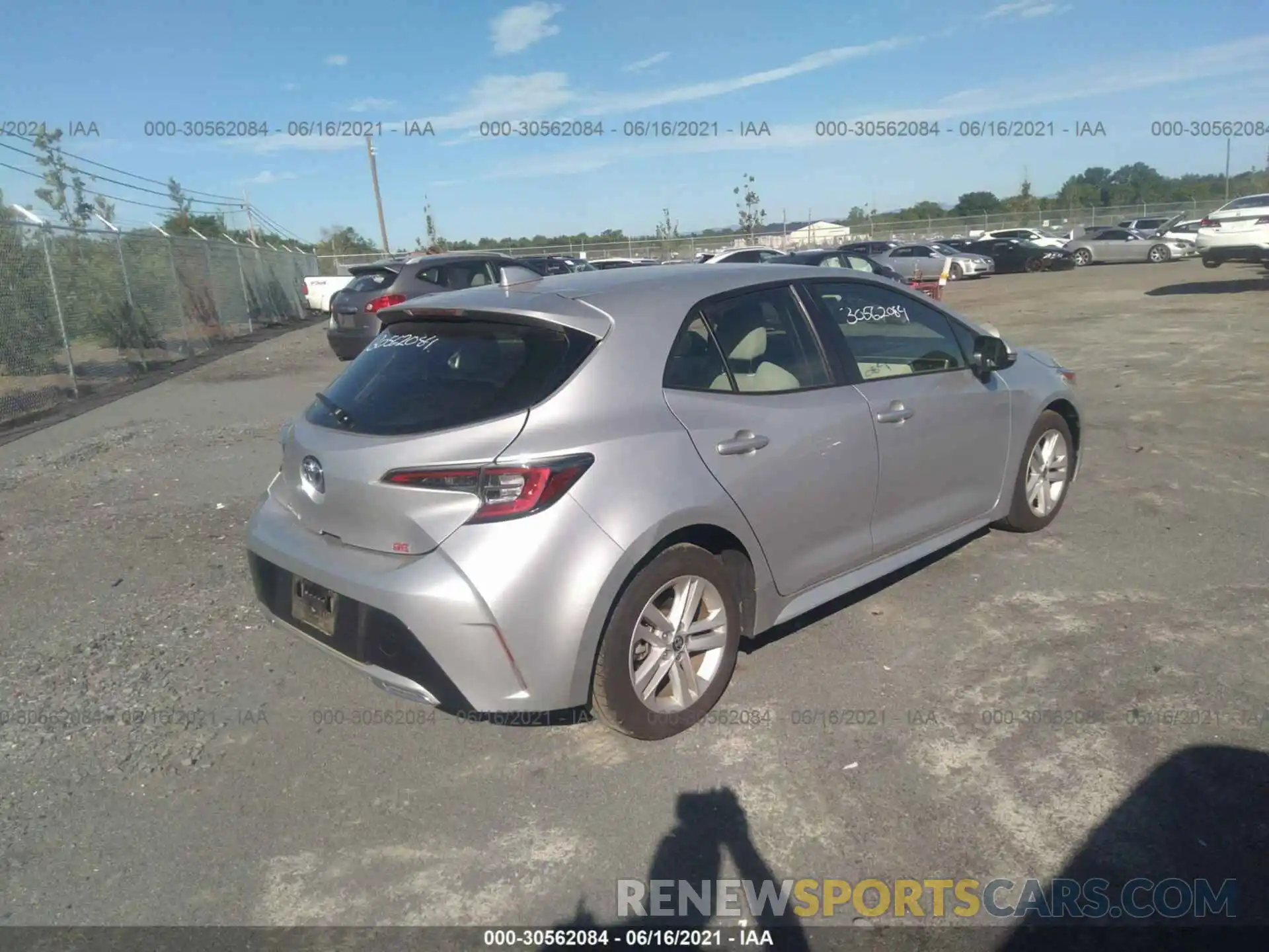 4 Photograph of a damaged car JTNK4RBE2K3069926 TOYOTA COROLLA HATCHBACK 2019