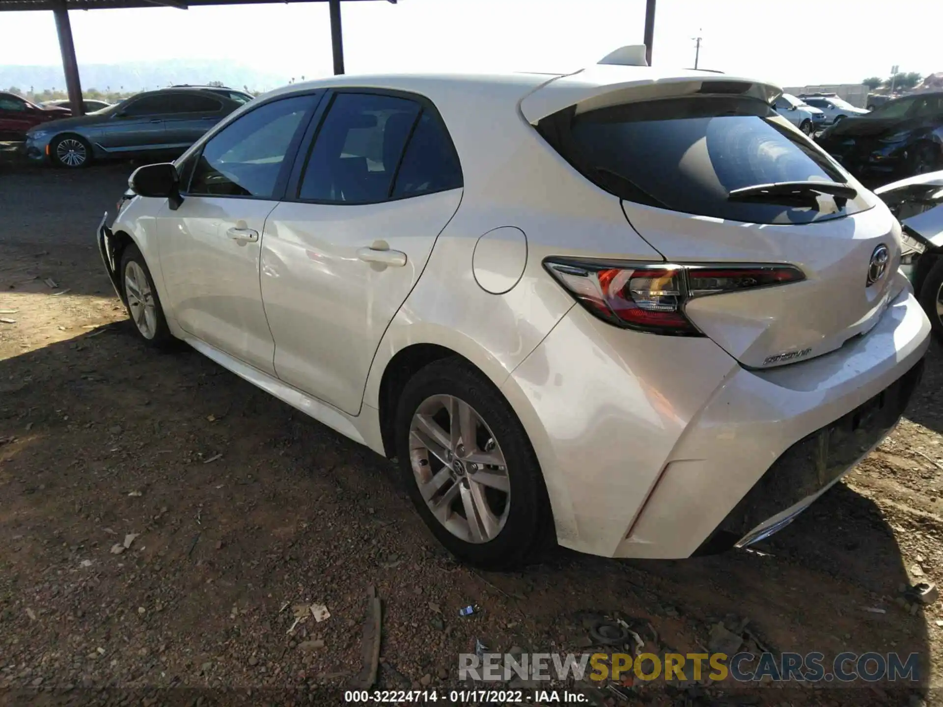 3 Photograph of a damaged car JTNK4RBE2K3071577 TOYOTA COROLLA HATCHBACK 2019