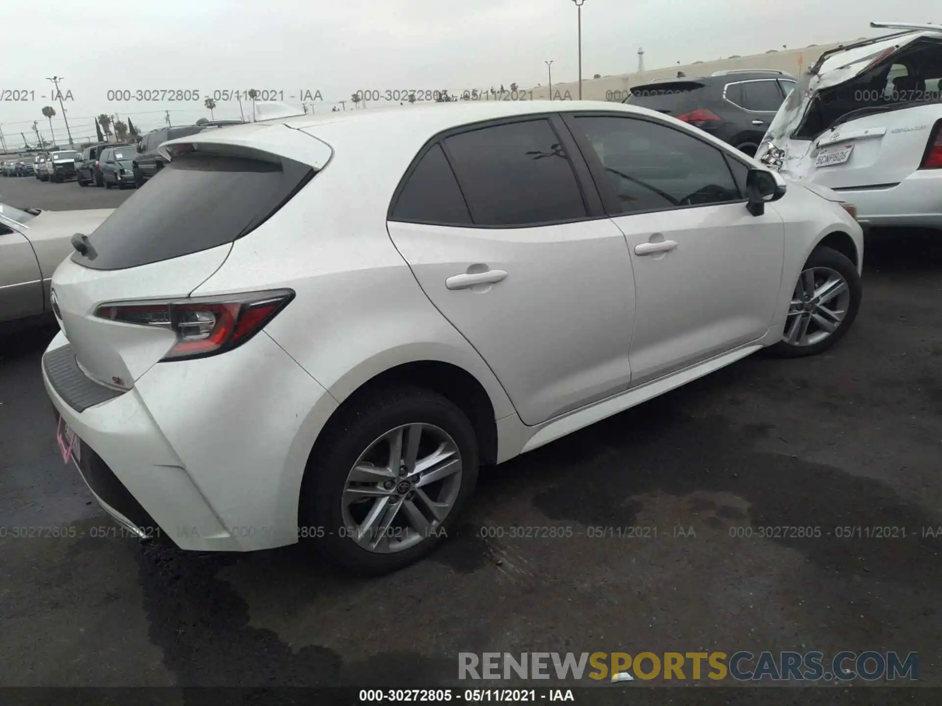 4 Photograph of a damaged car JTNK4RBE3K3000632 TOYOTA COROLLA HATCHBACK 2019