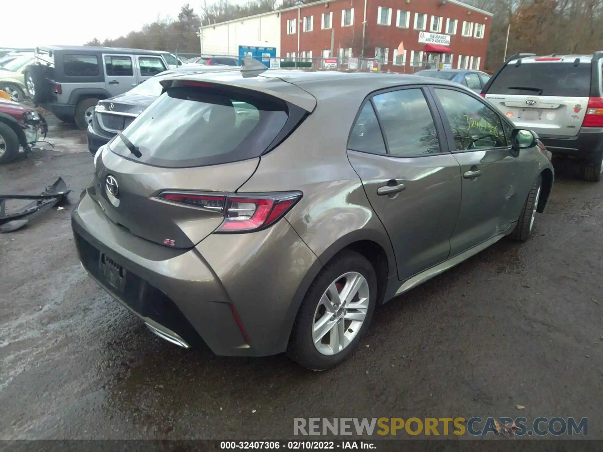 4 Photograph of a damaged car JTNK4RBE3K3032514 TOYOTA COROLLA HATCHBACK 2019